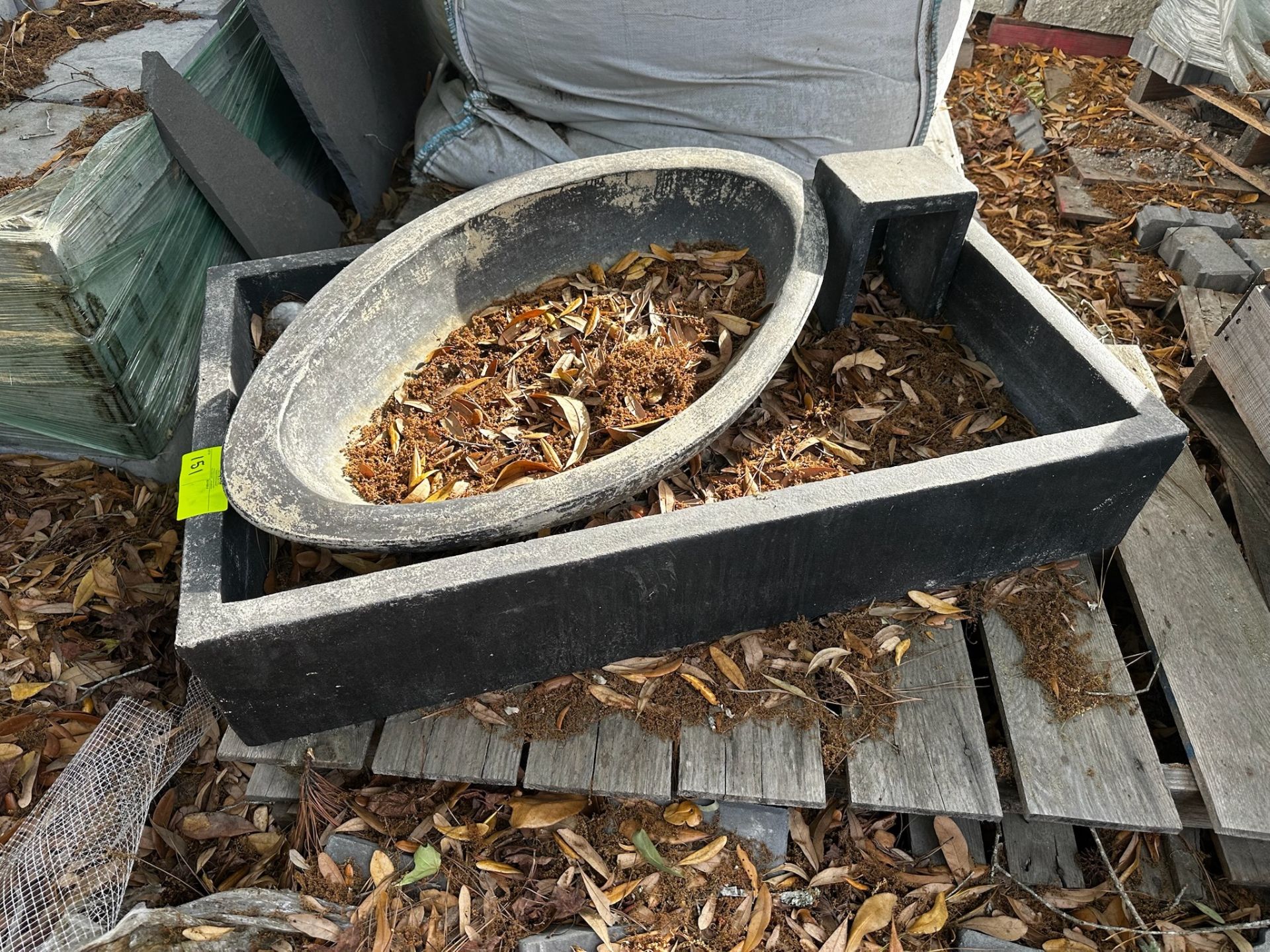 Concrete Planter and Water Feature - Image 2 of 2
