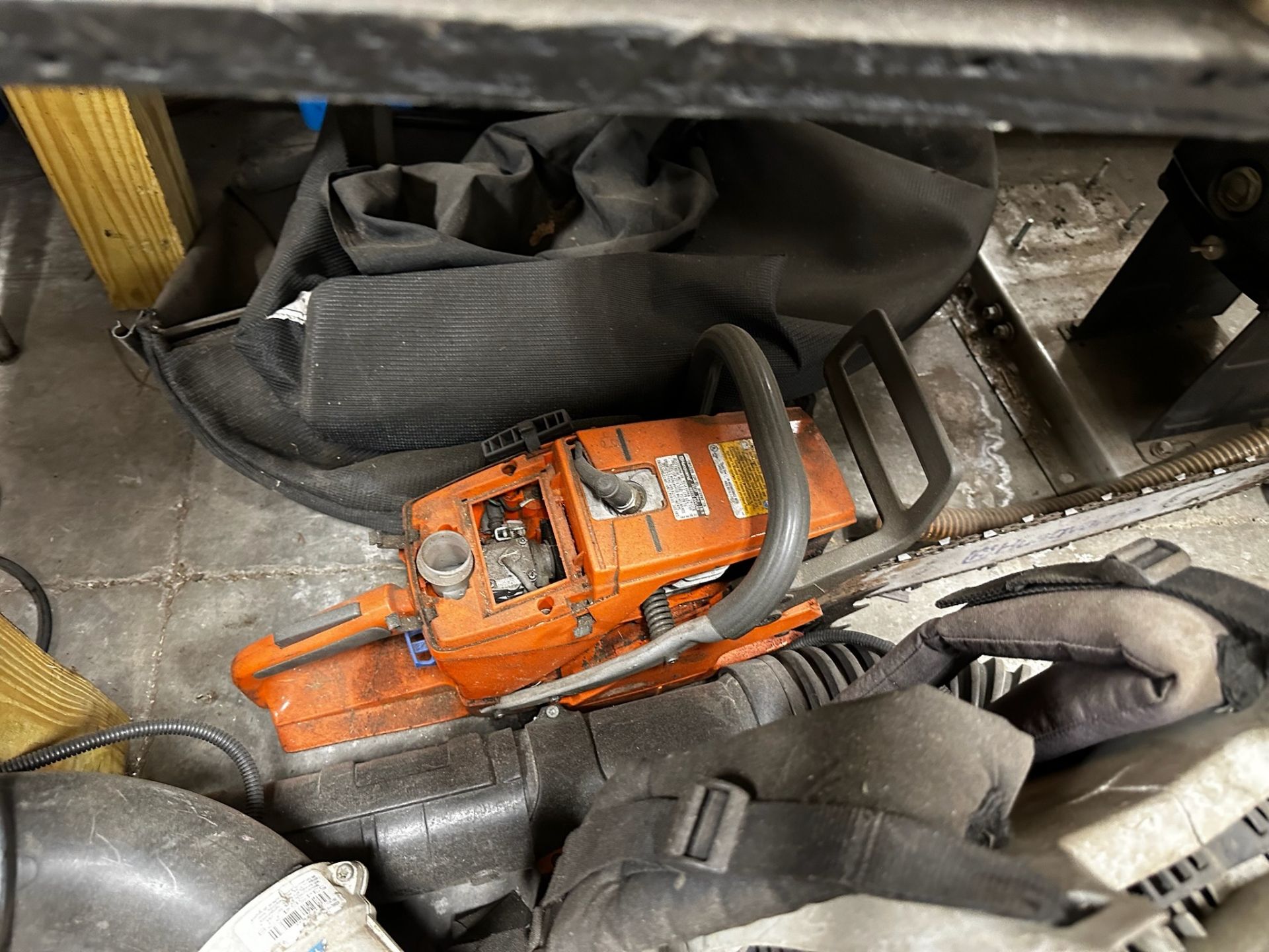 Work Bench with Contents on and Under Bench - Image 10 of 11