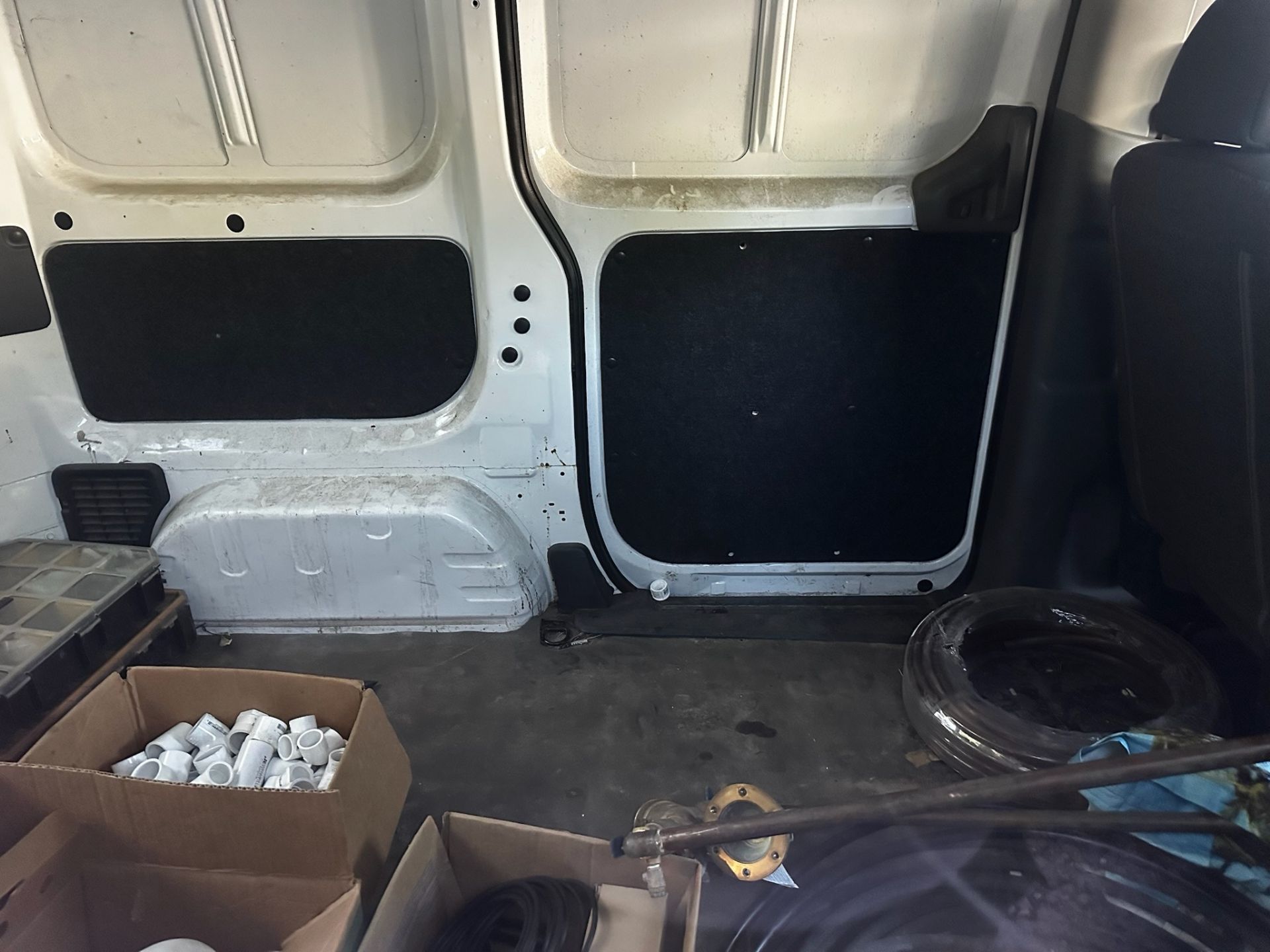 2015 Chevy City Express - Image 8 of 12