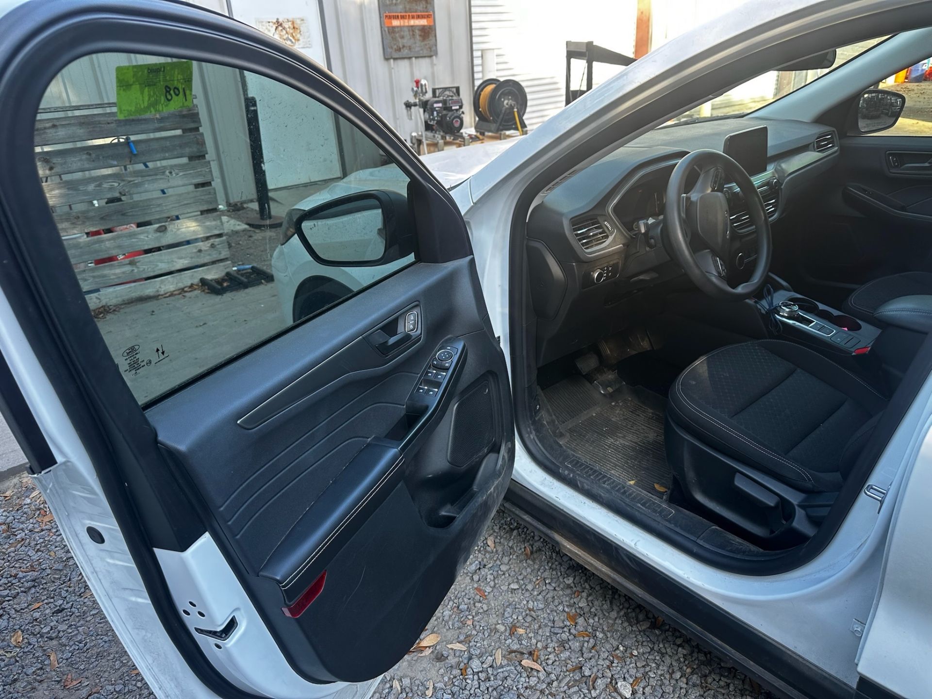 2025 Ford Escape - Image 8 of 18