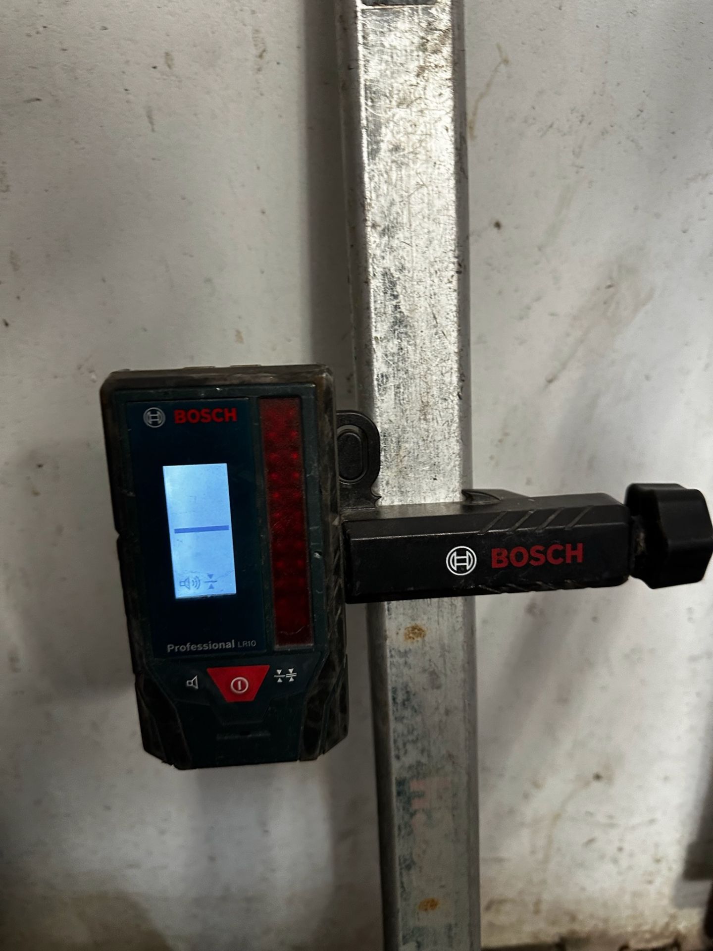 Bosch Grl 250 HV Professional Rotary Level and LR10 Laser Receiver - Image 6 of 8