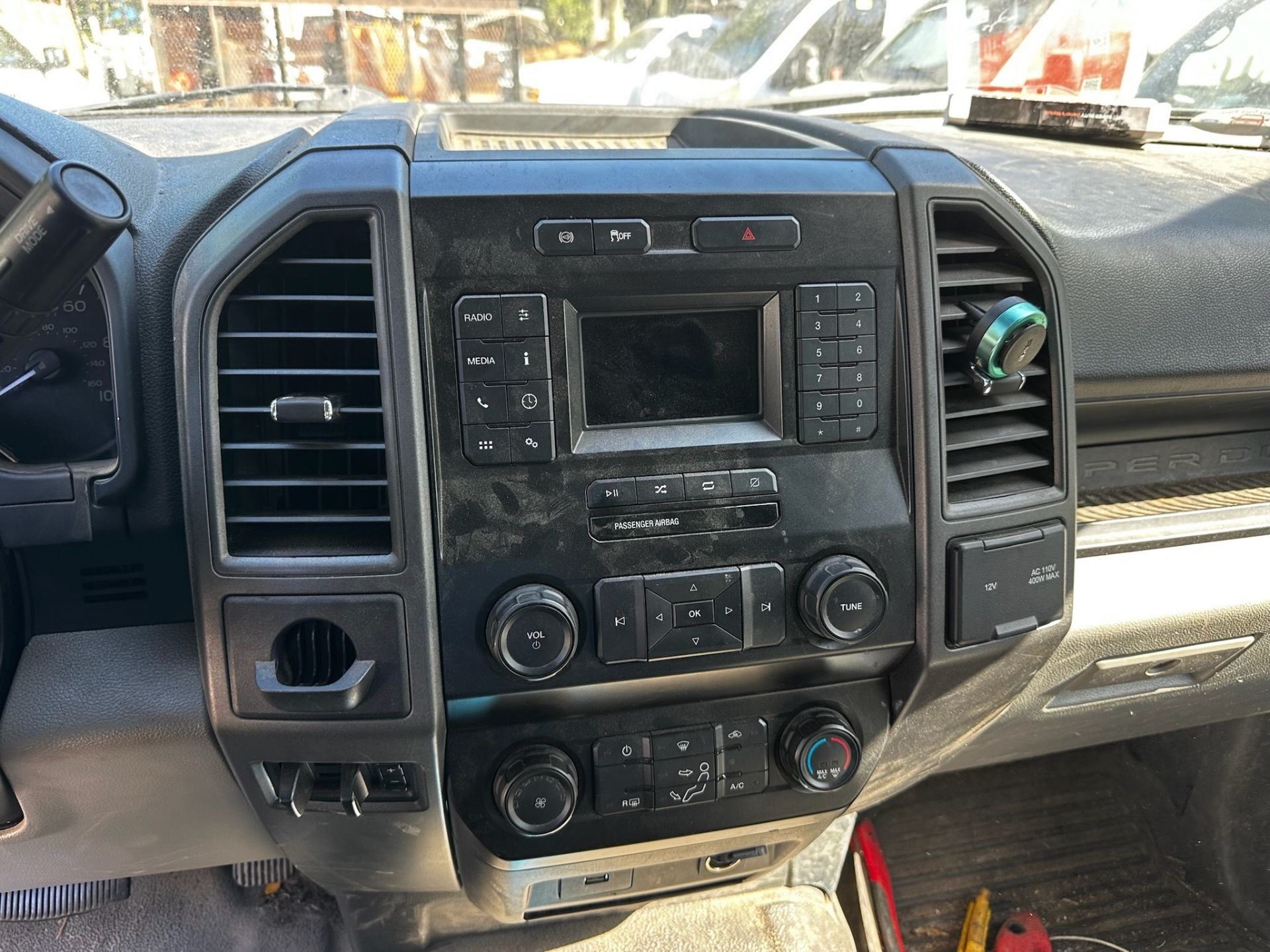2022 Ford F550 Dump Truck - Image 18 of 20
