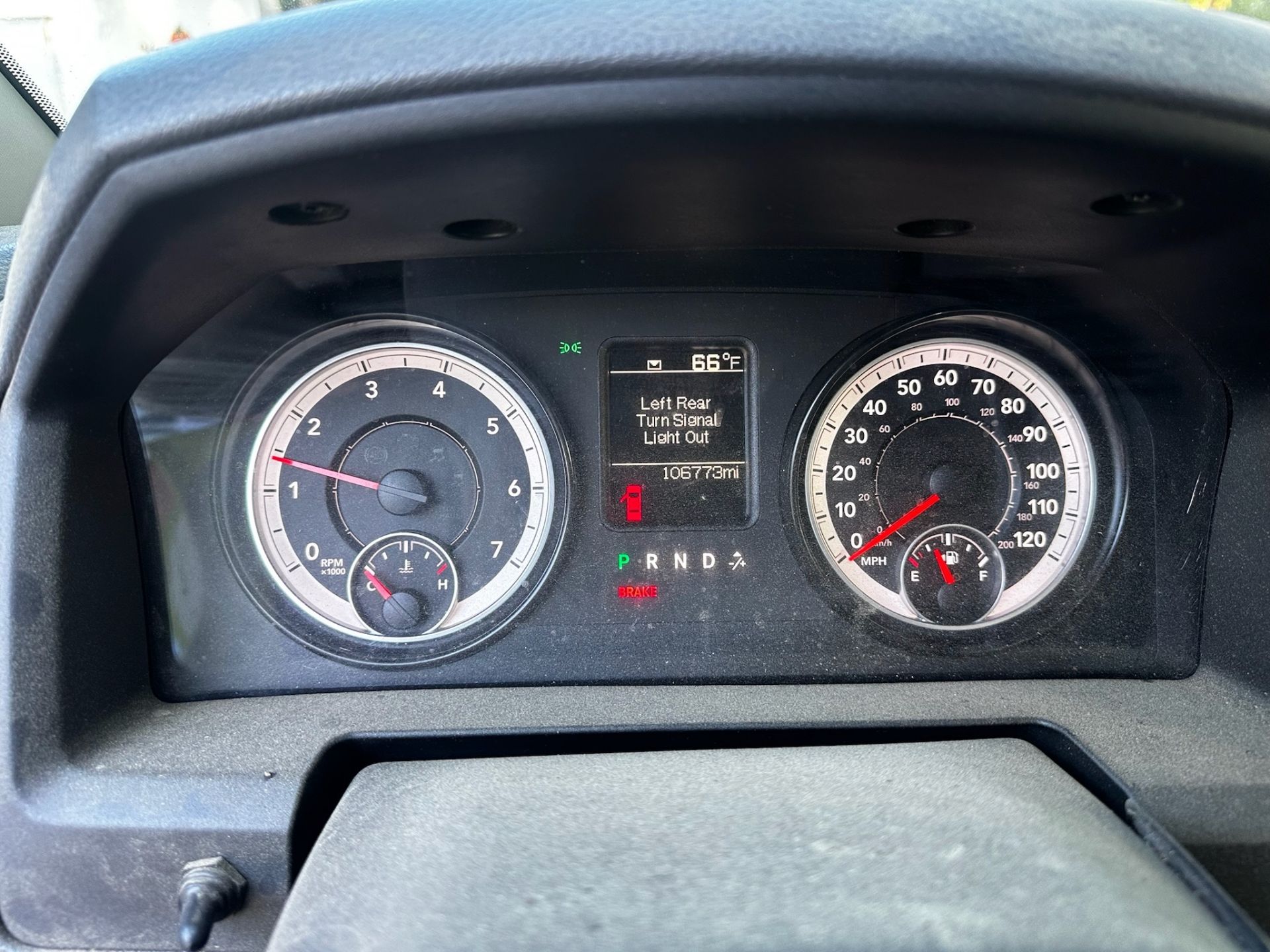 2015 Dodge 2500 - Image 24 of 25