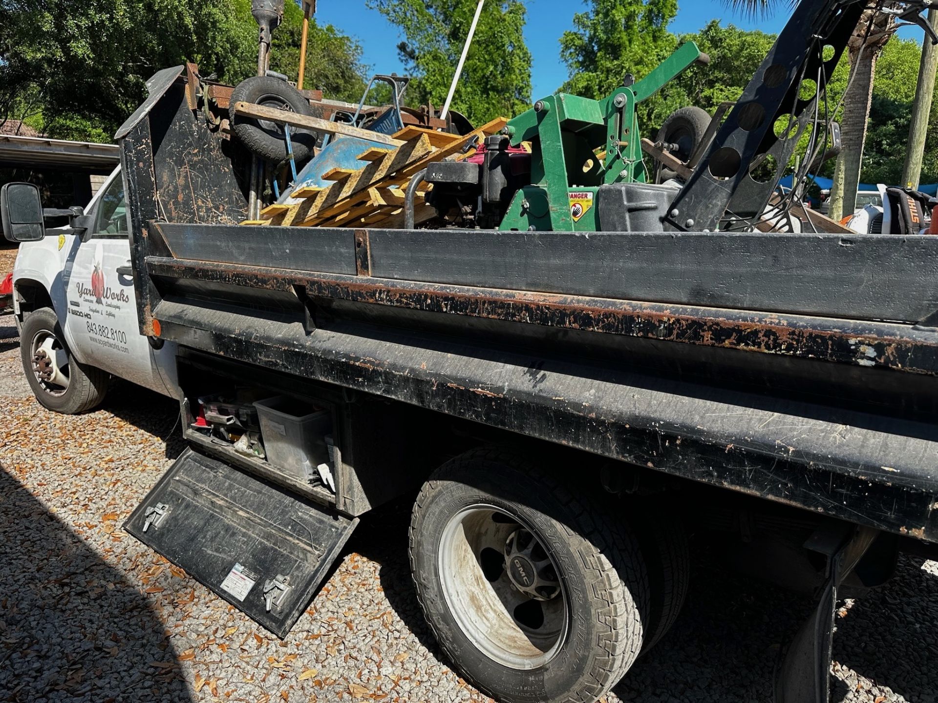 2009 GMC Sierra Dump Truck - Image 22 of 33