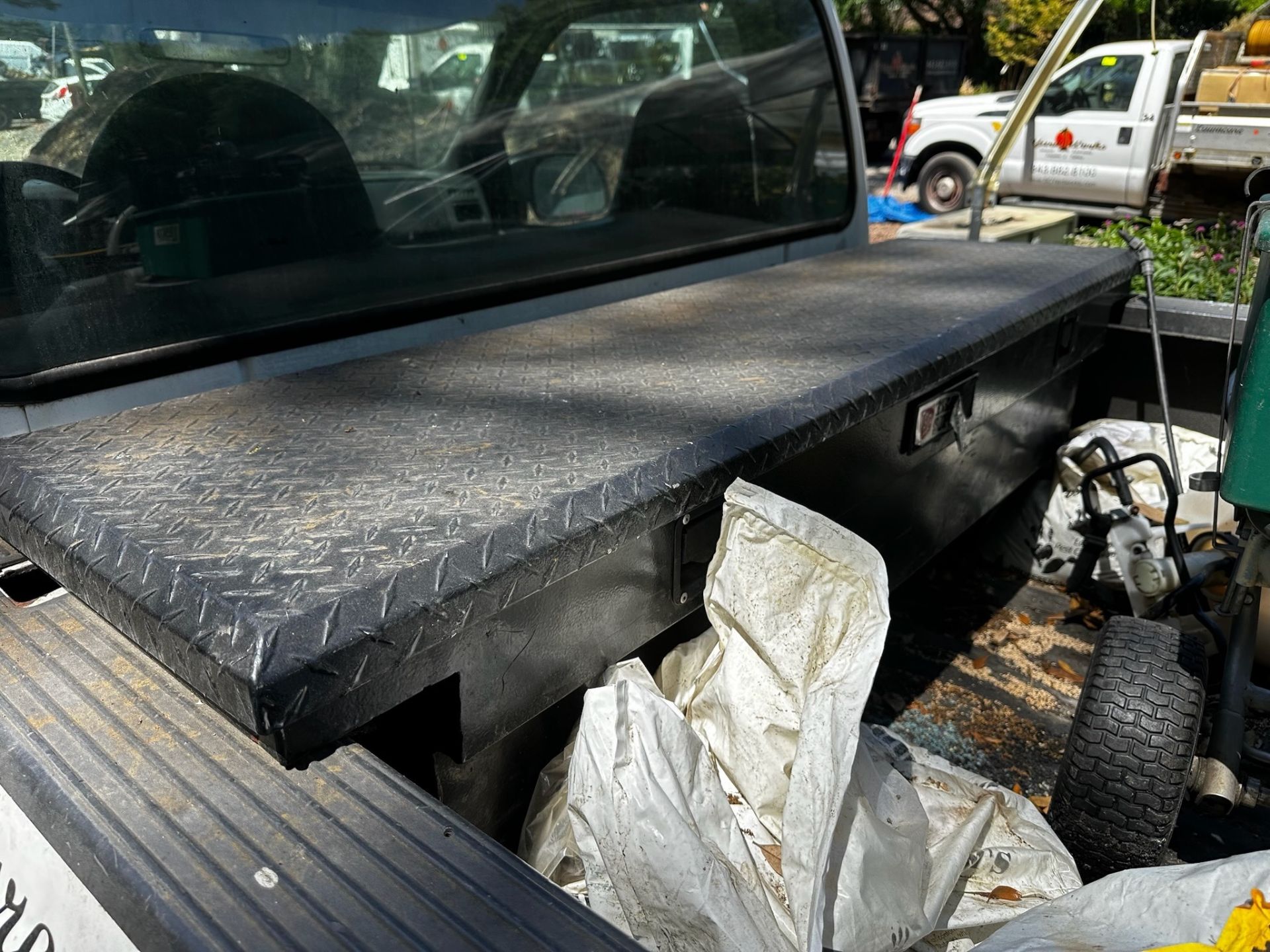 2003 Ford F250 Sprayer Truck - Image 14 of 21