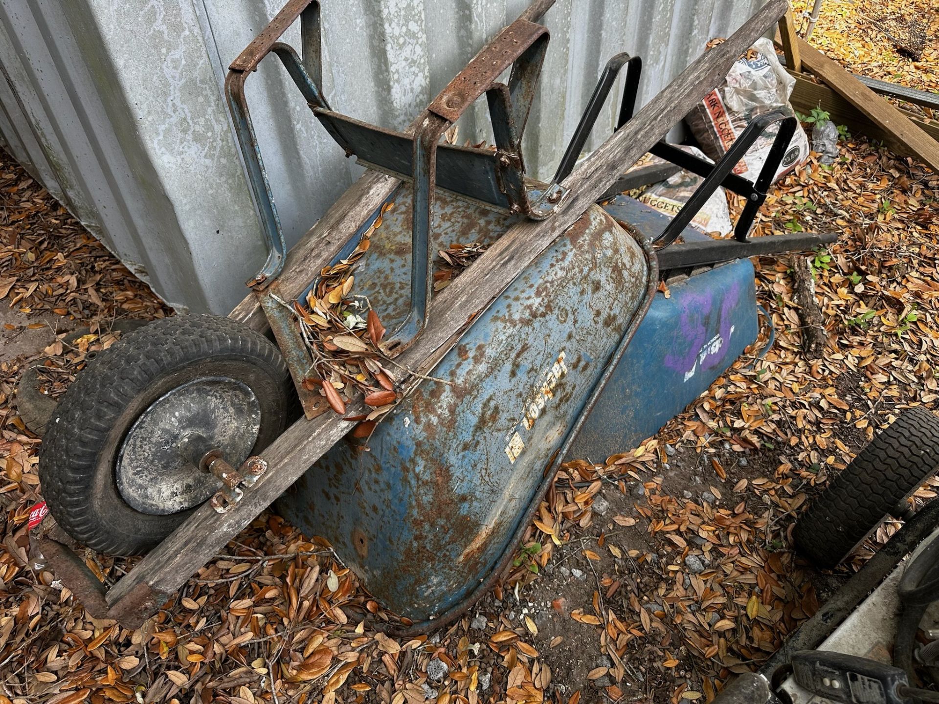 Mud Mixer Portable Electric Concrete Mixer - Image 6 of 6