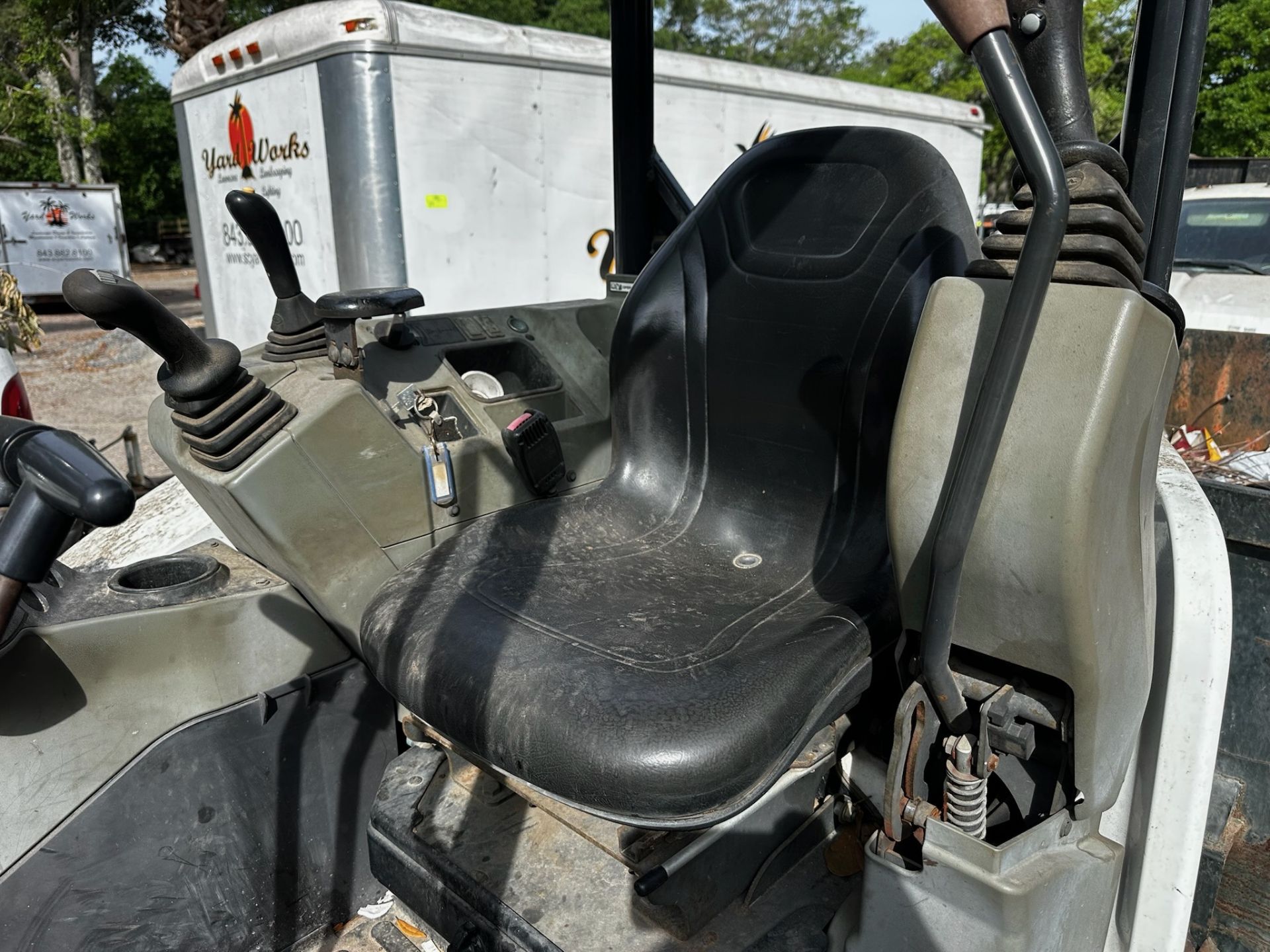 Bobcat E26 2.9-ton Mini Excavator - Image 15 of 16
