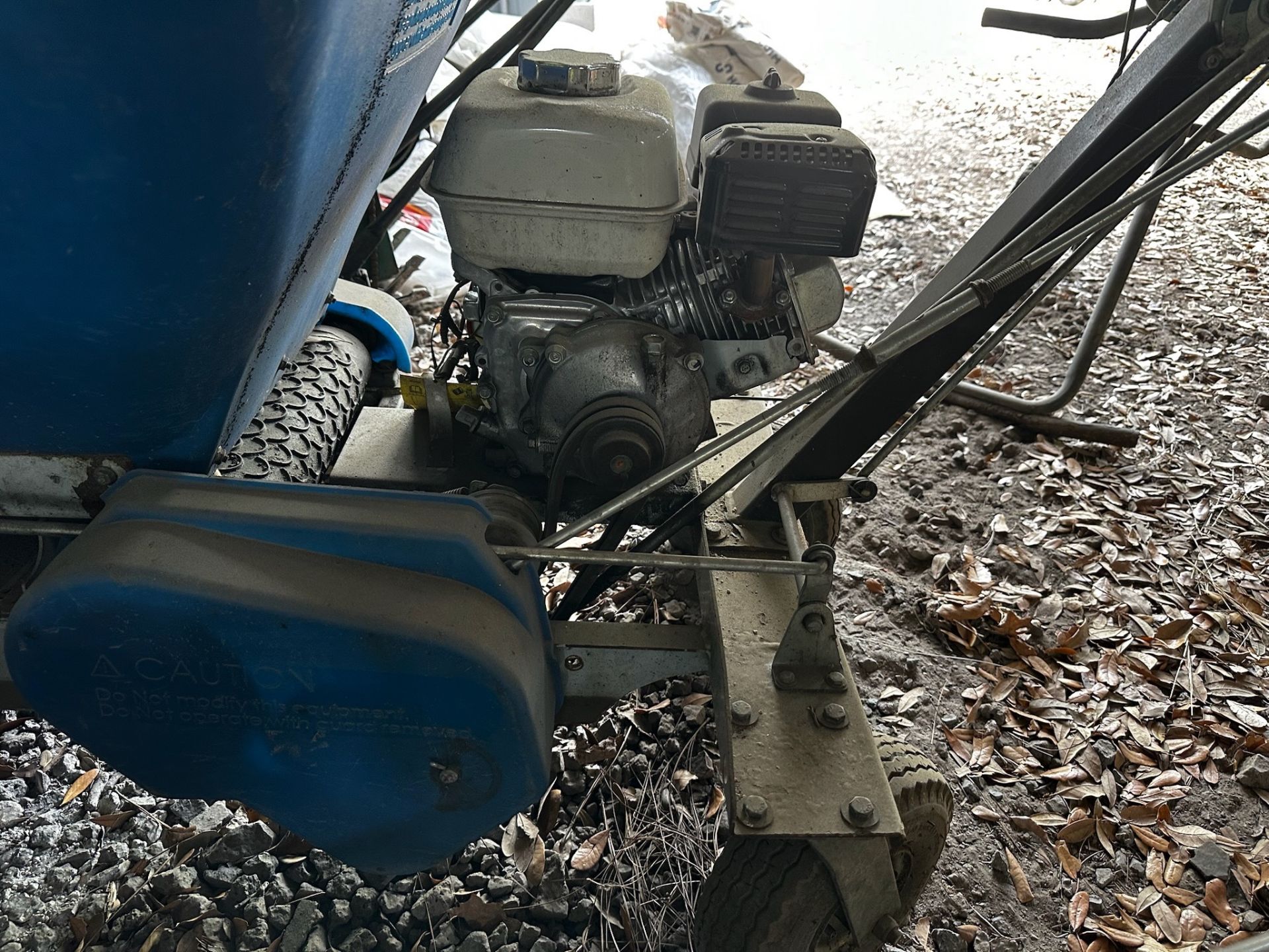 Ecolawnd Top Dresser - Image 5 of 10