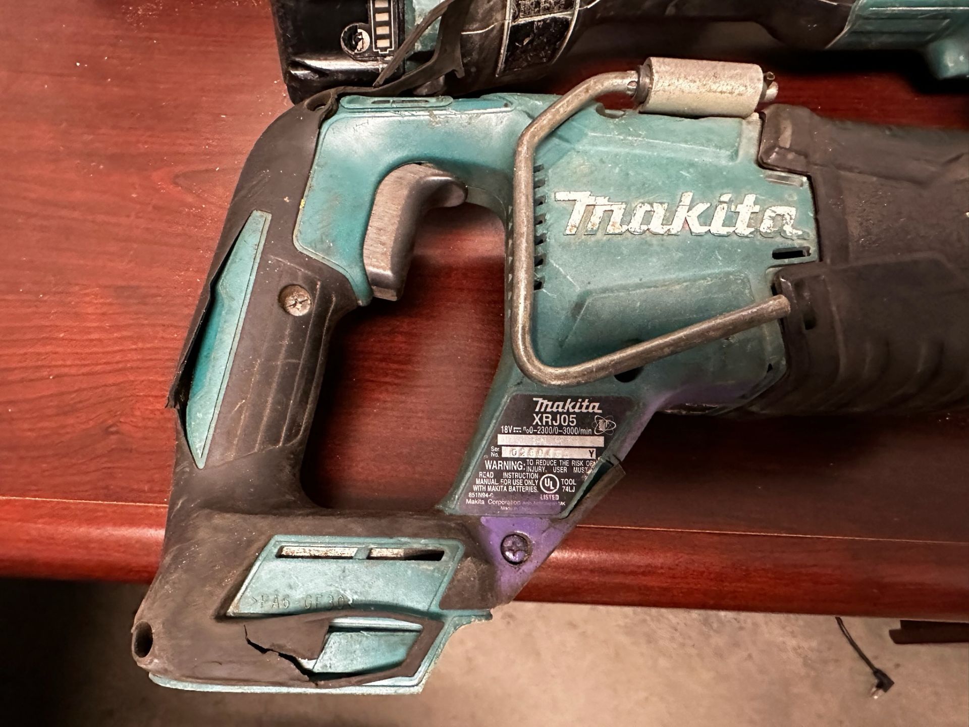 Makita Tool Lot with Charger and Batteries - Image 4 of 5