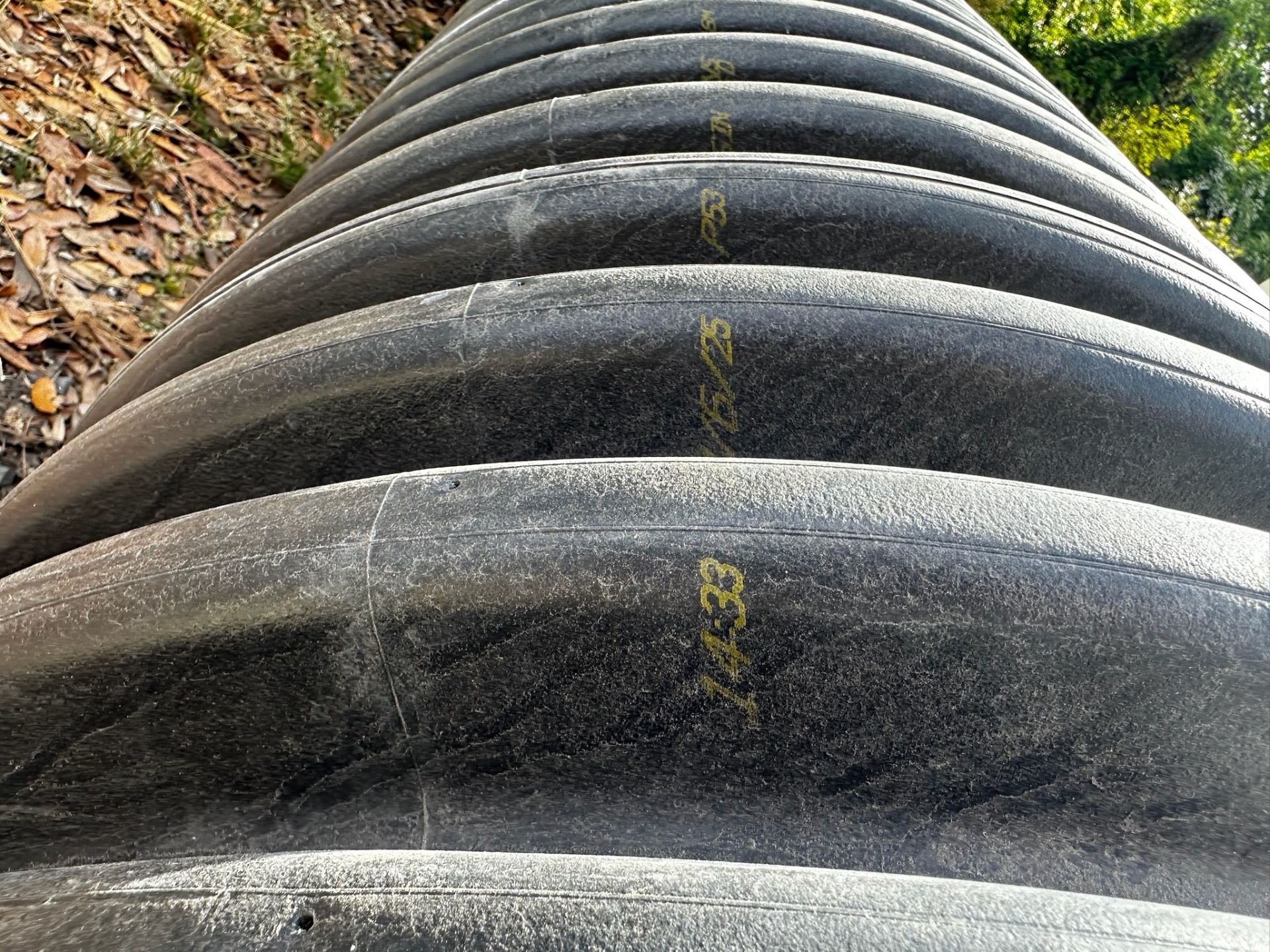 Large Corregated Pipe - Image 4 of 4