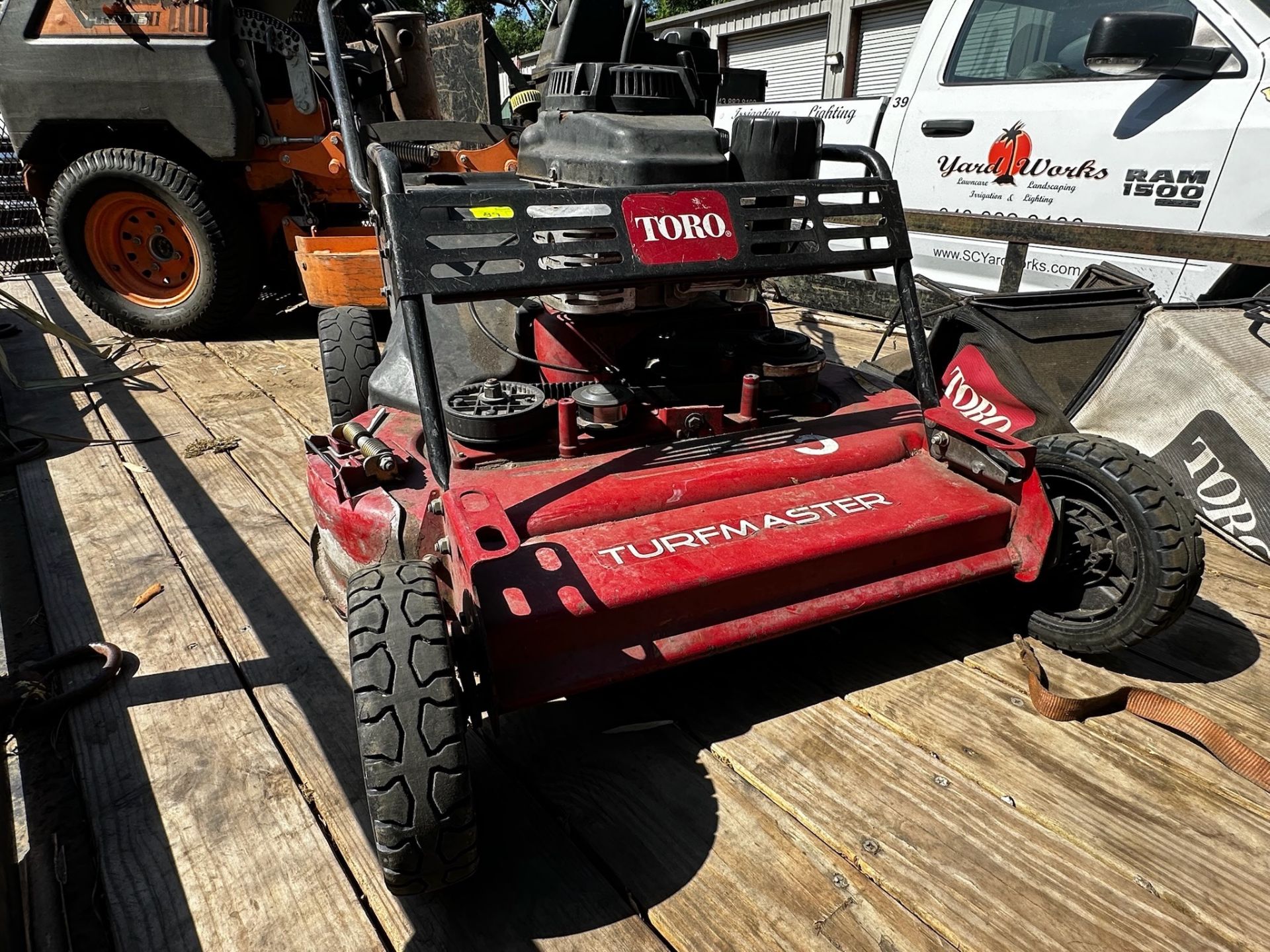 Toro TurfMaster 22215 30" Walk-Behind Mower - Image 4 of 7