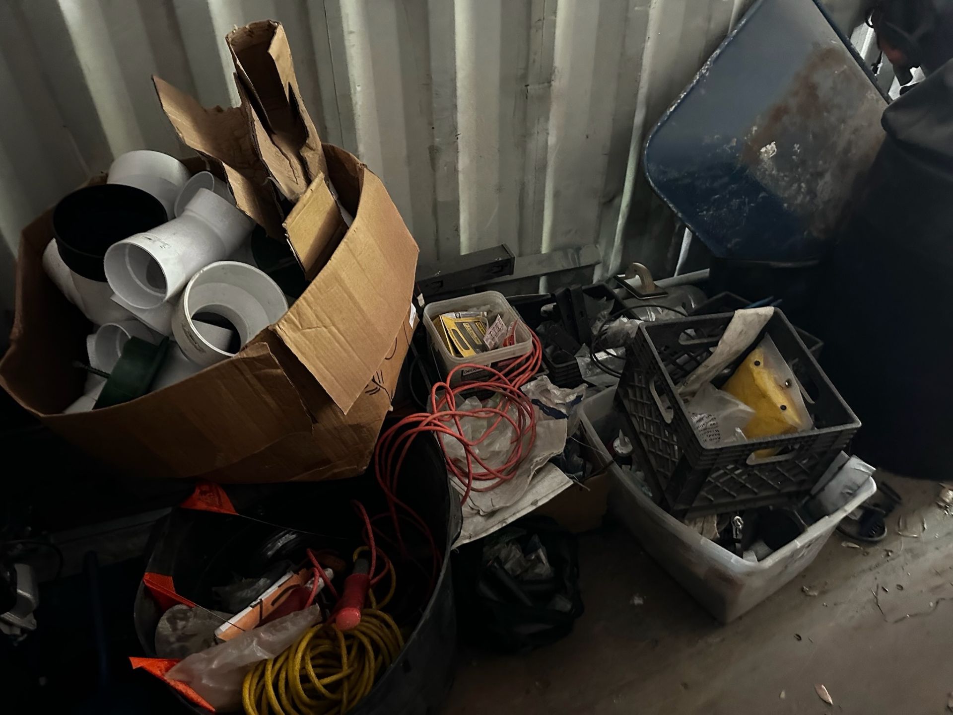 Cargo Storage Contents - Image 11 of 17