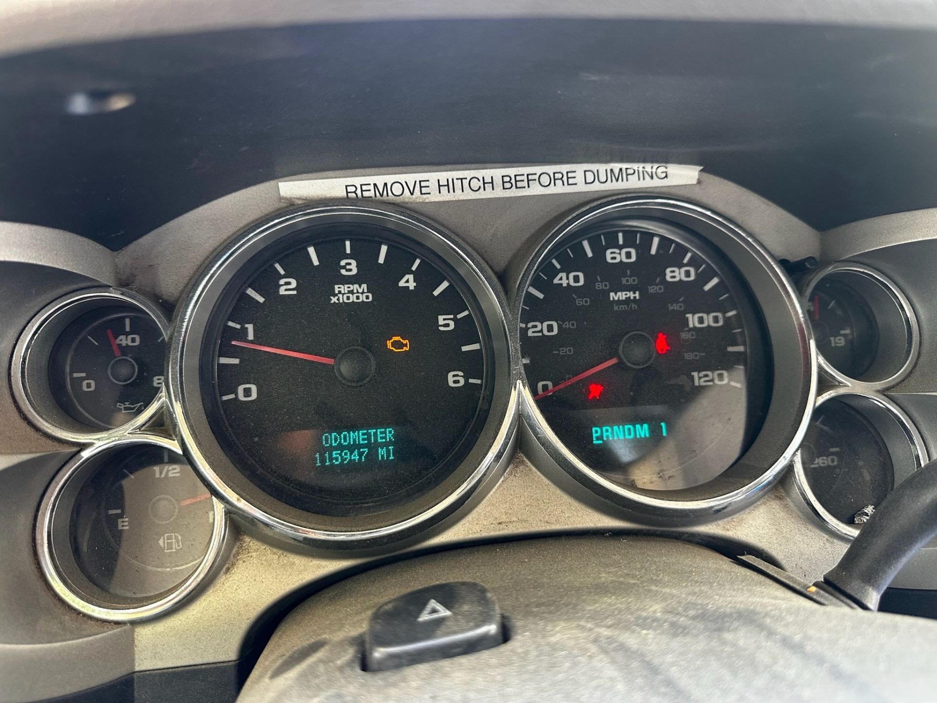 2007 Chevy C3500 Landscaping Dump Truck - Image 22 of 26
