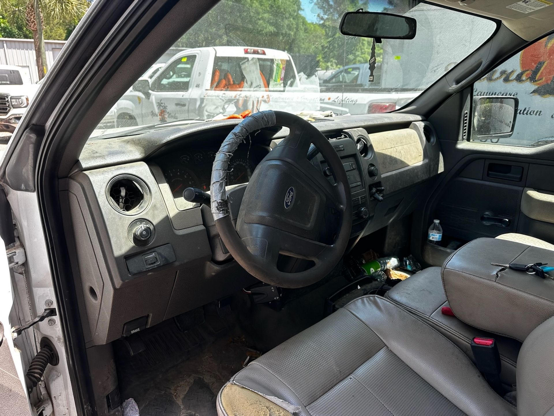 2010 Ford F150 - Image 14 of 16