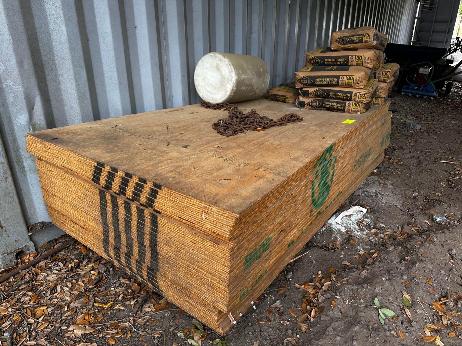 Plywood and Concrete Mix - Image 3 of 5