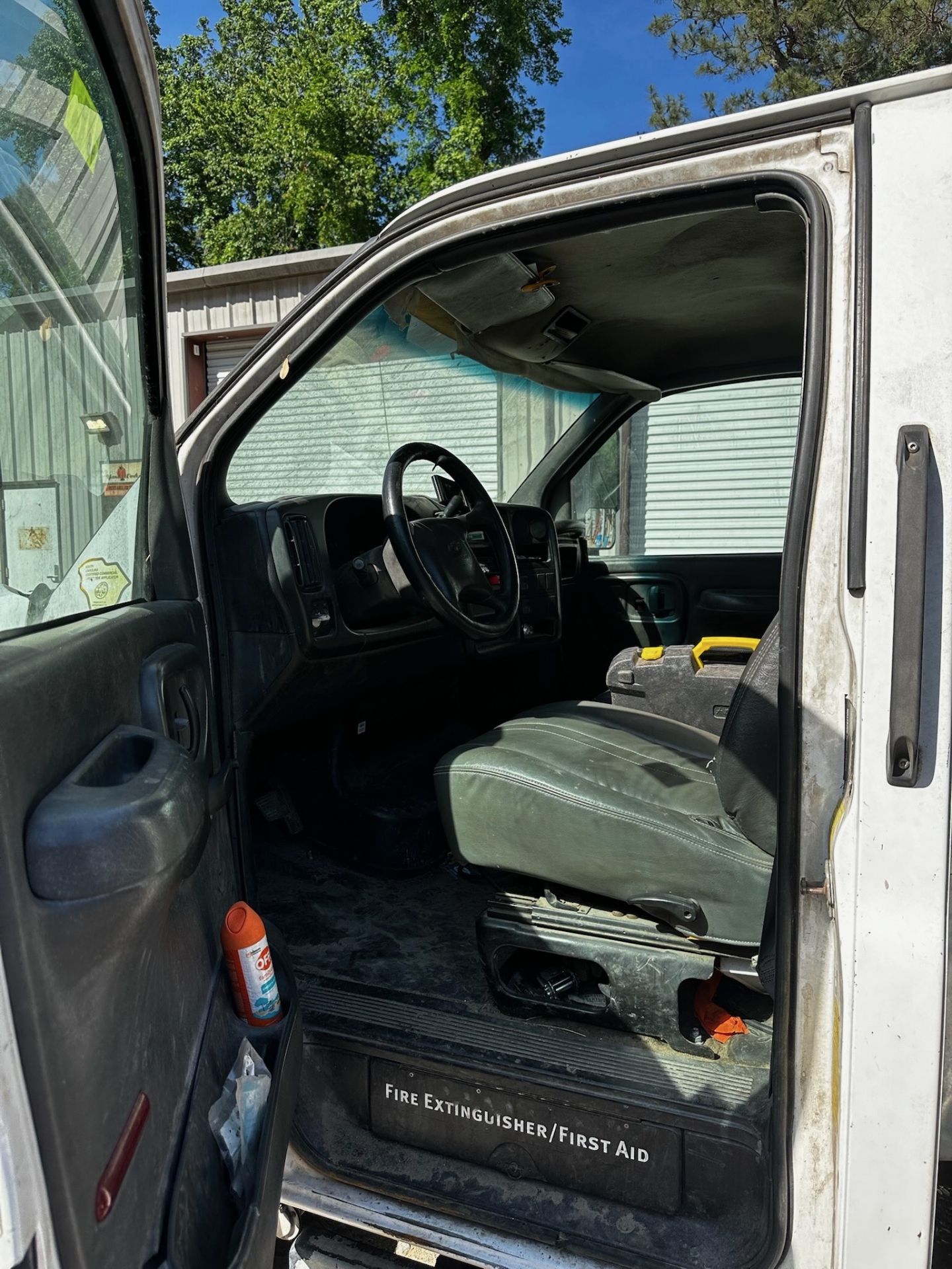 2006 Chevy 4500 Dump Truck - Image 12 of 20