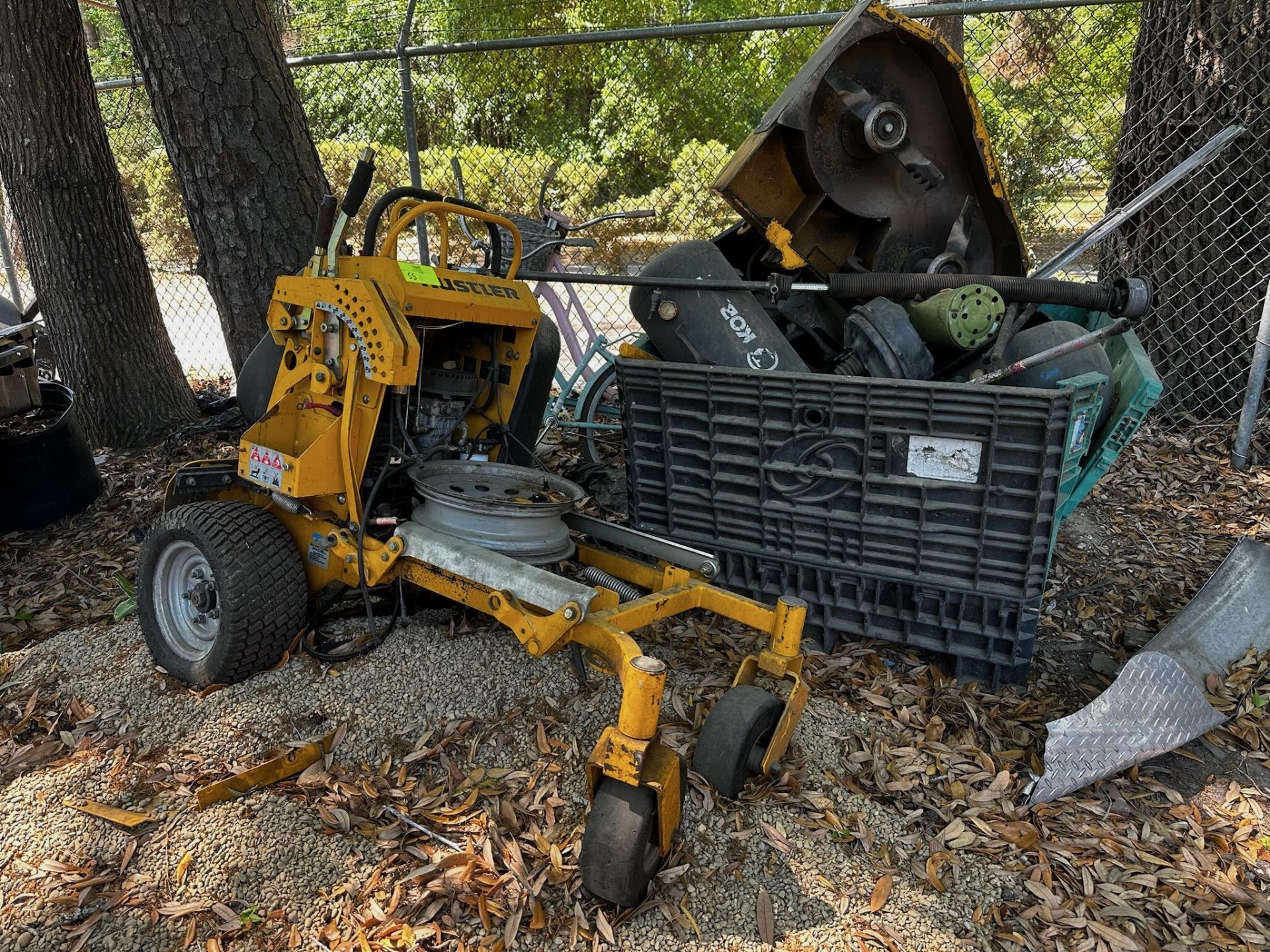 Hustler Stand Bind Mower For Parts