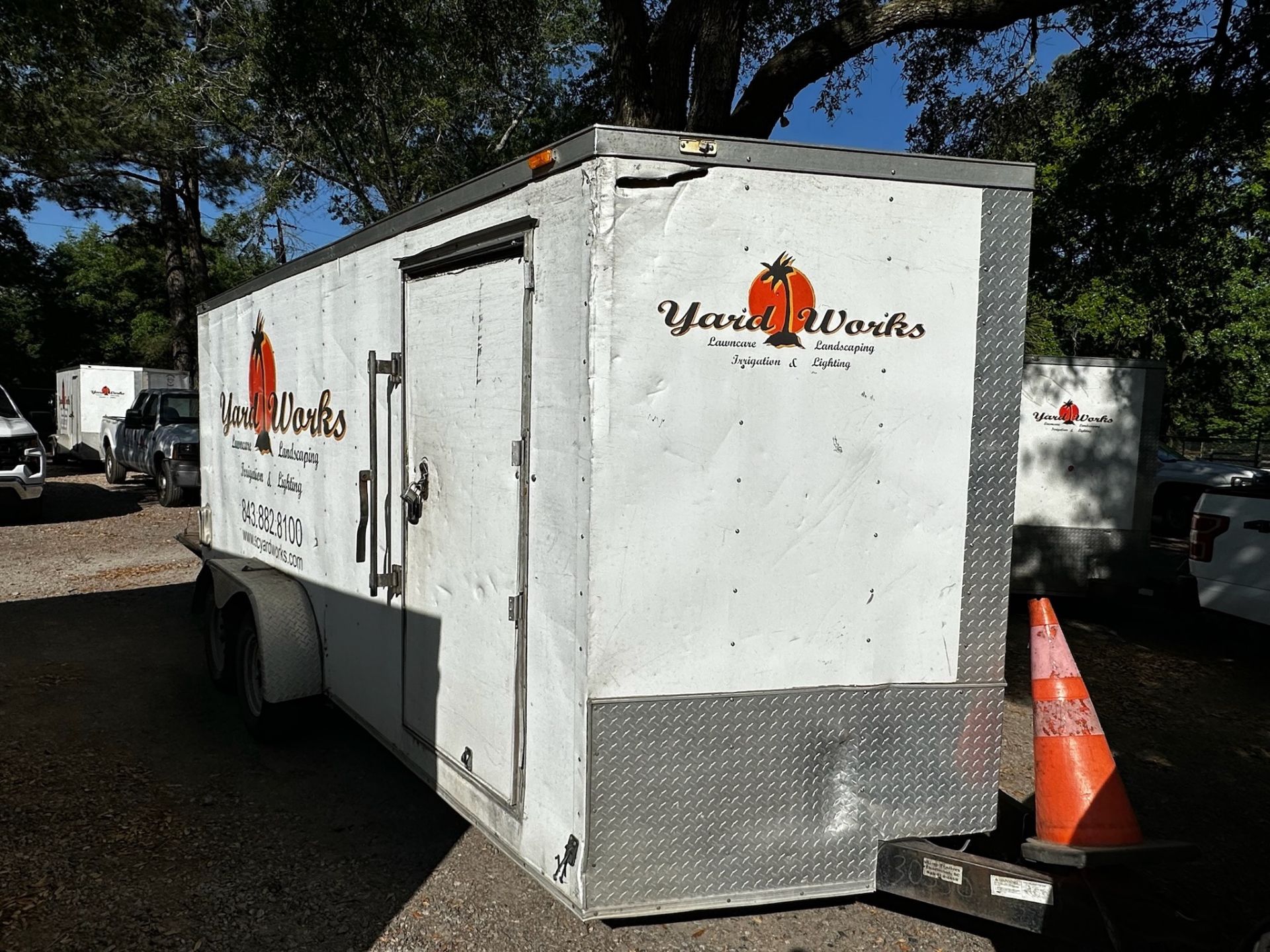 Enclosed Trailer - Image 7 of 8