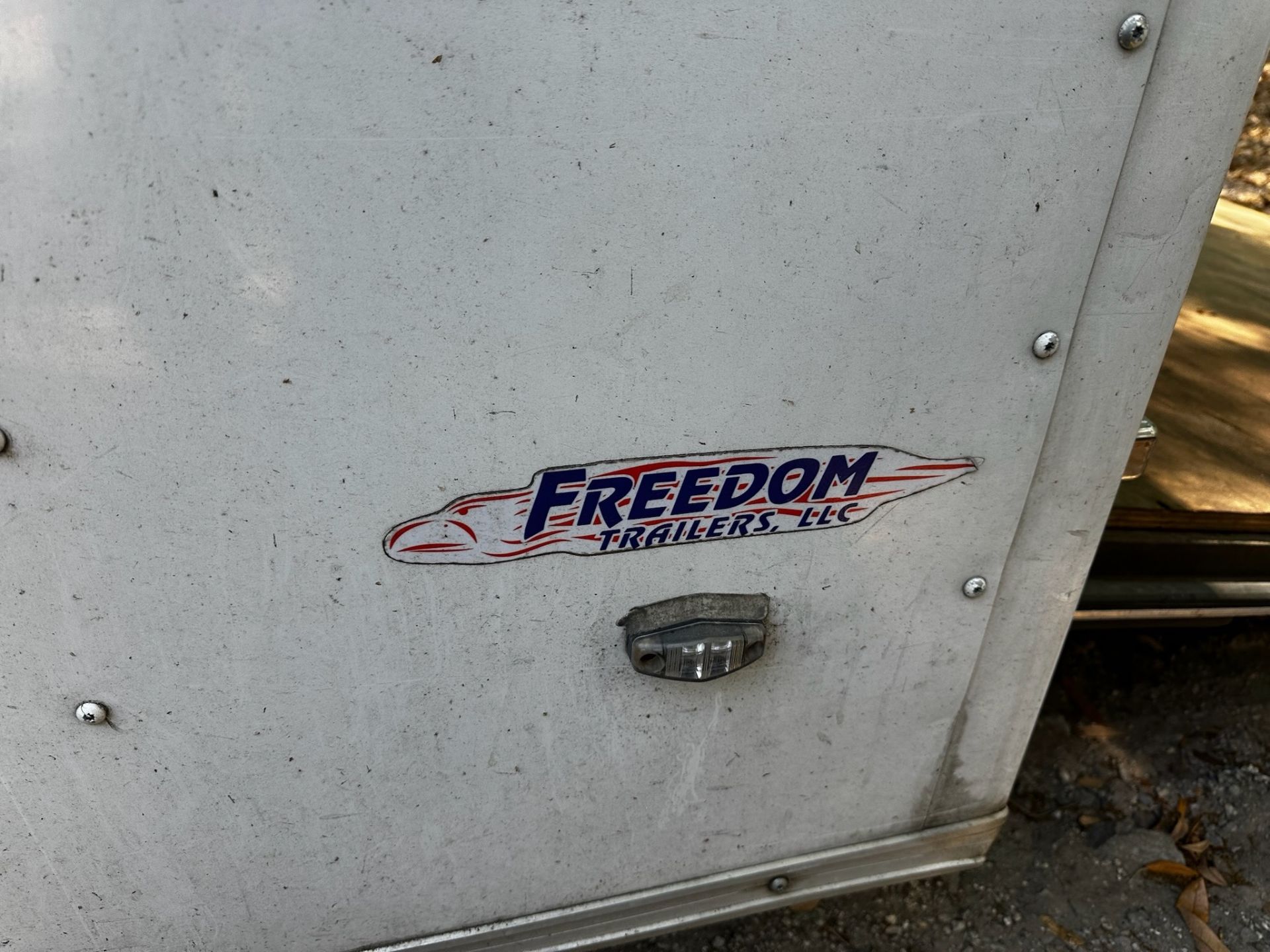 Enclosed Trailer - Image 6 of 12