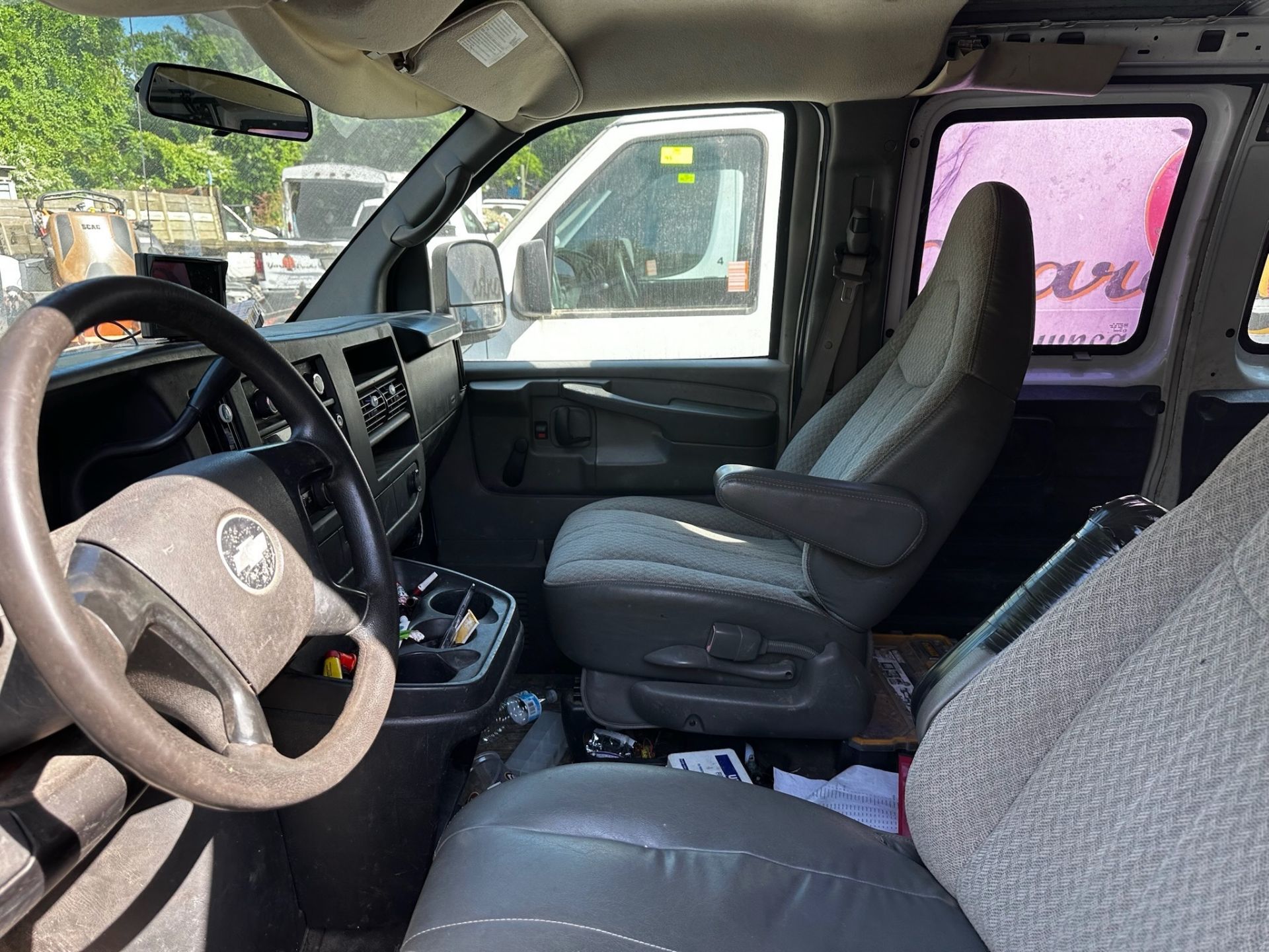2008 Chevy Express - Image 18 of 23
