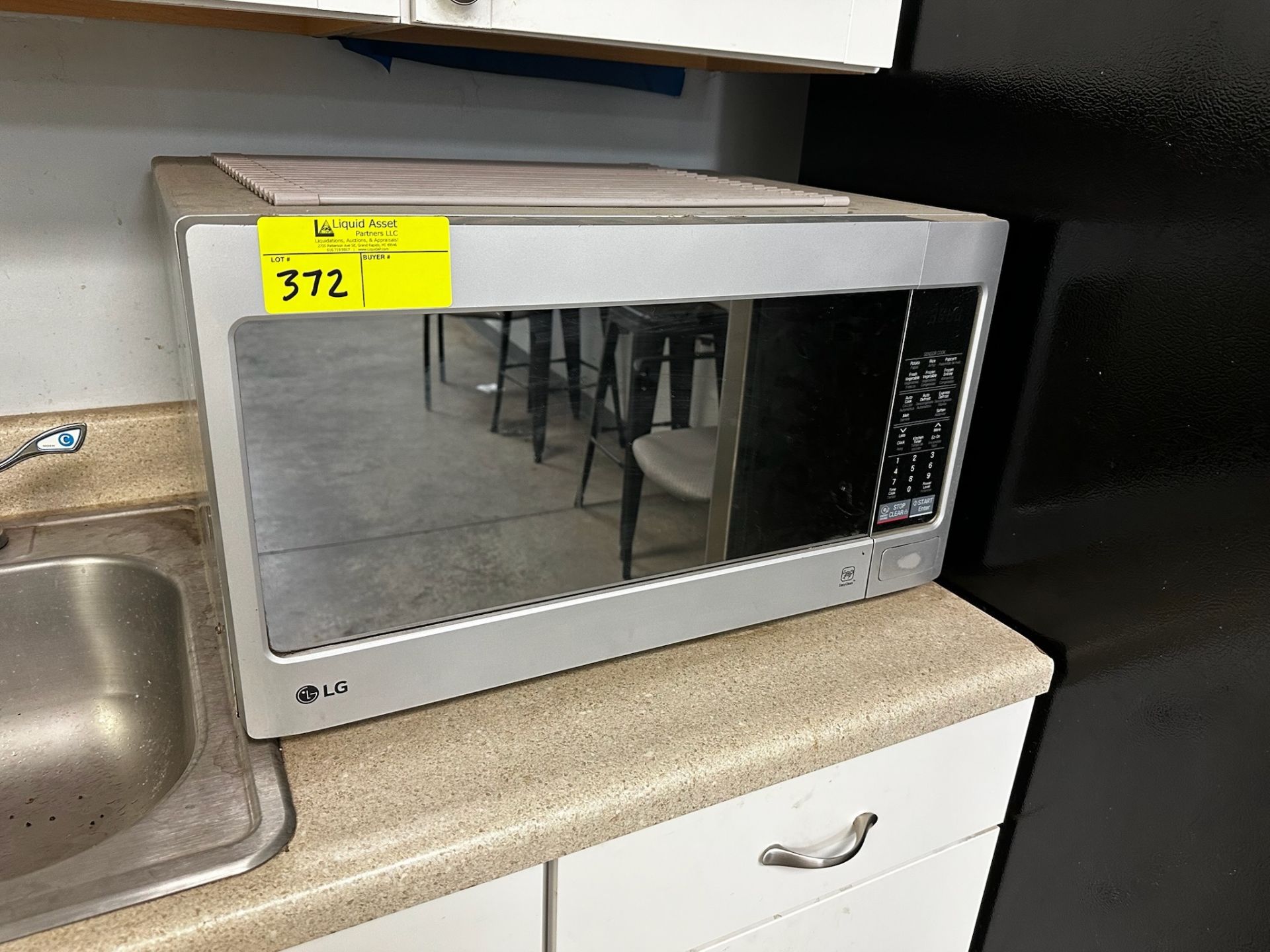 LG Microwave