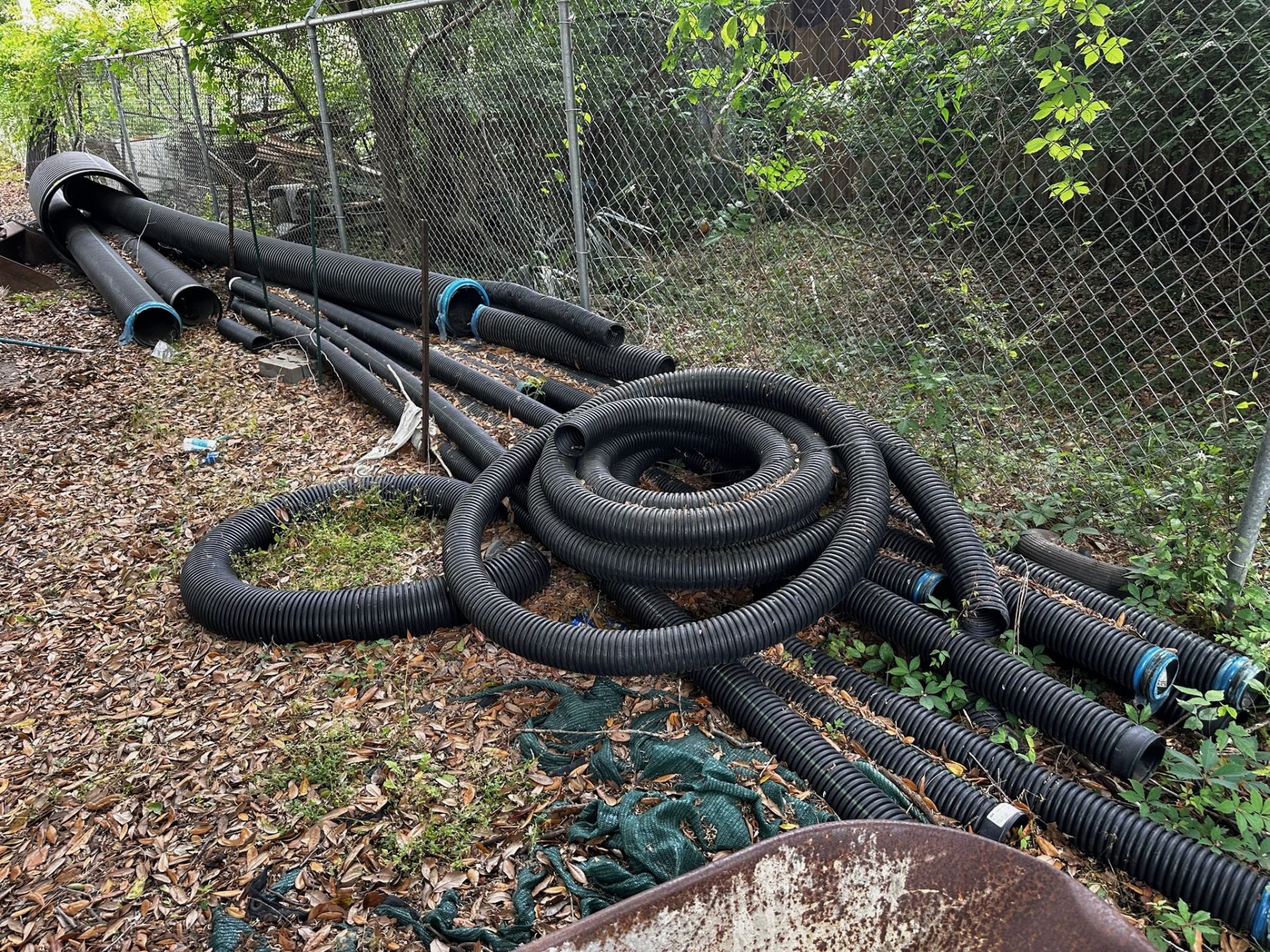 Assorted Corregated Pipe - Image 5 of 5