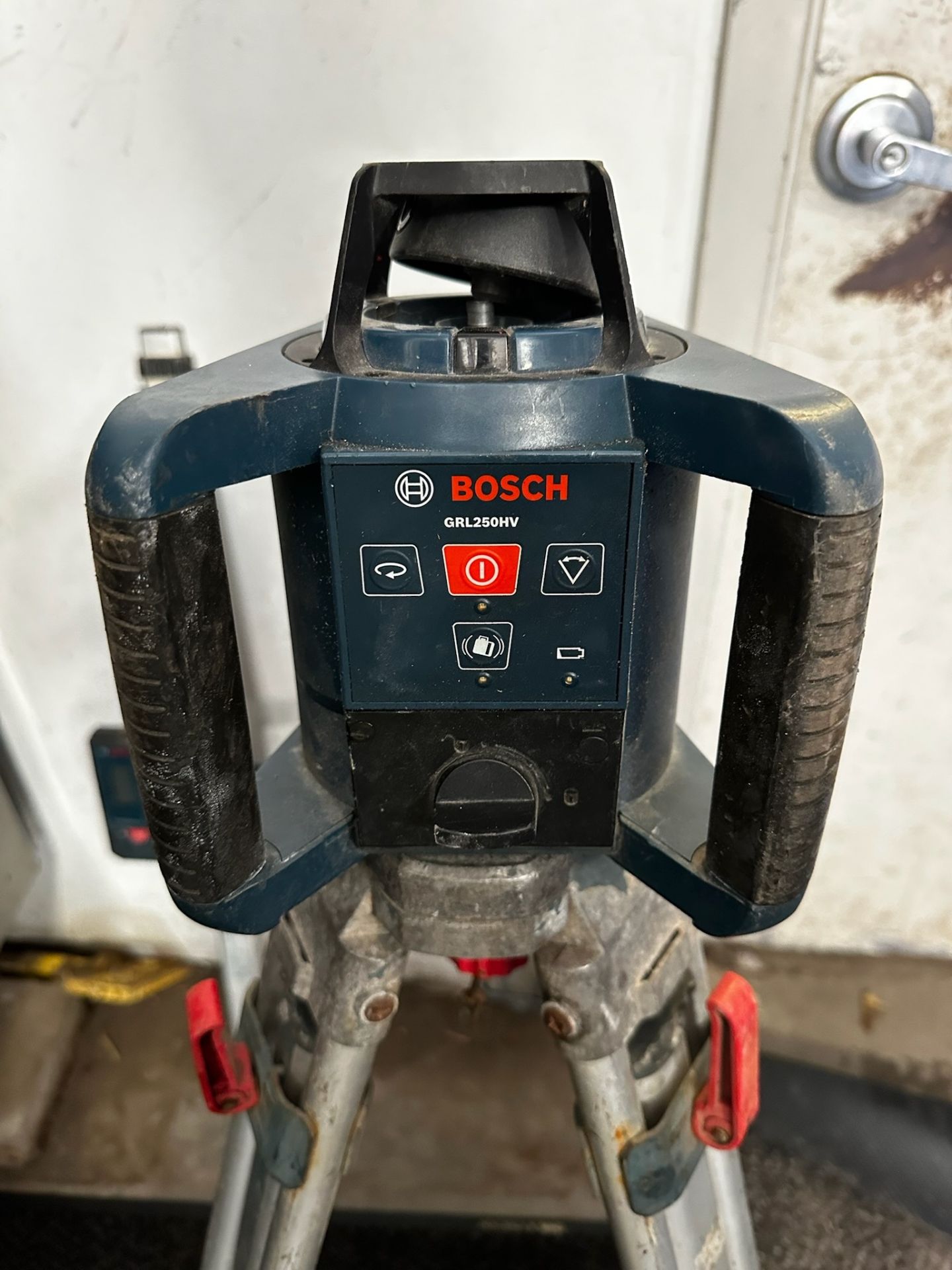 Bosch Grl 250 HV Professional Rotary Level and LR10 Laser Receiver - Image 4 of 8