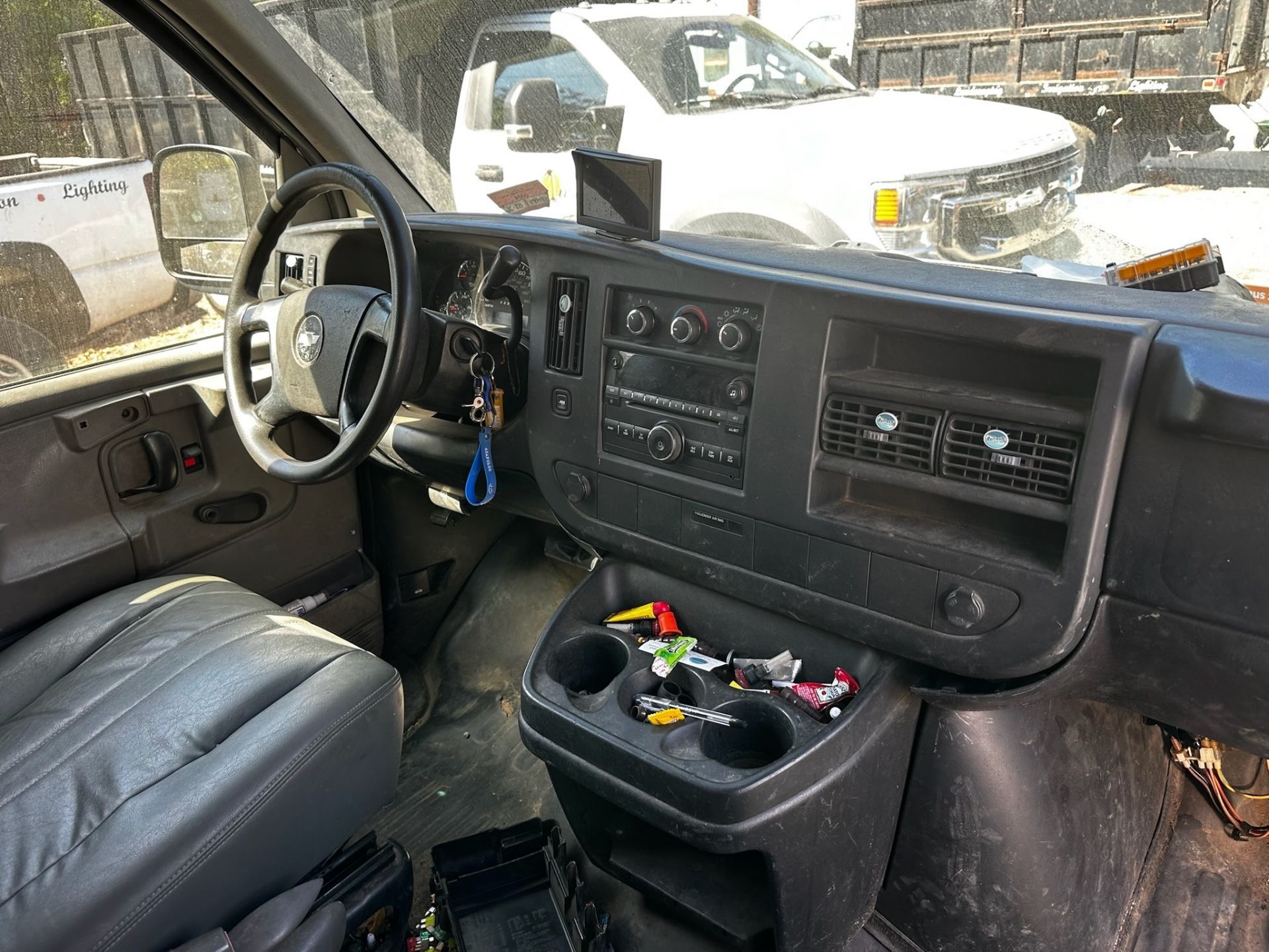 2008 Chevy Express - Image 17 of 23