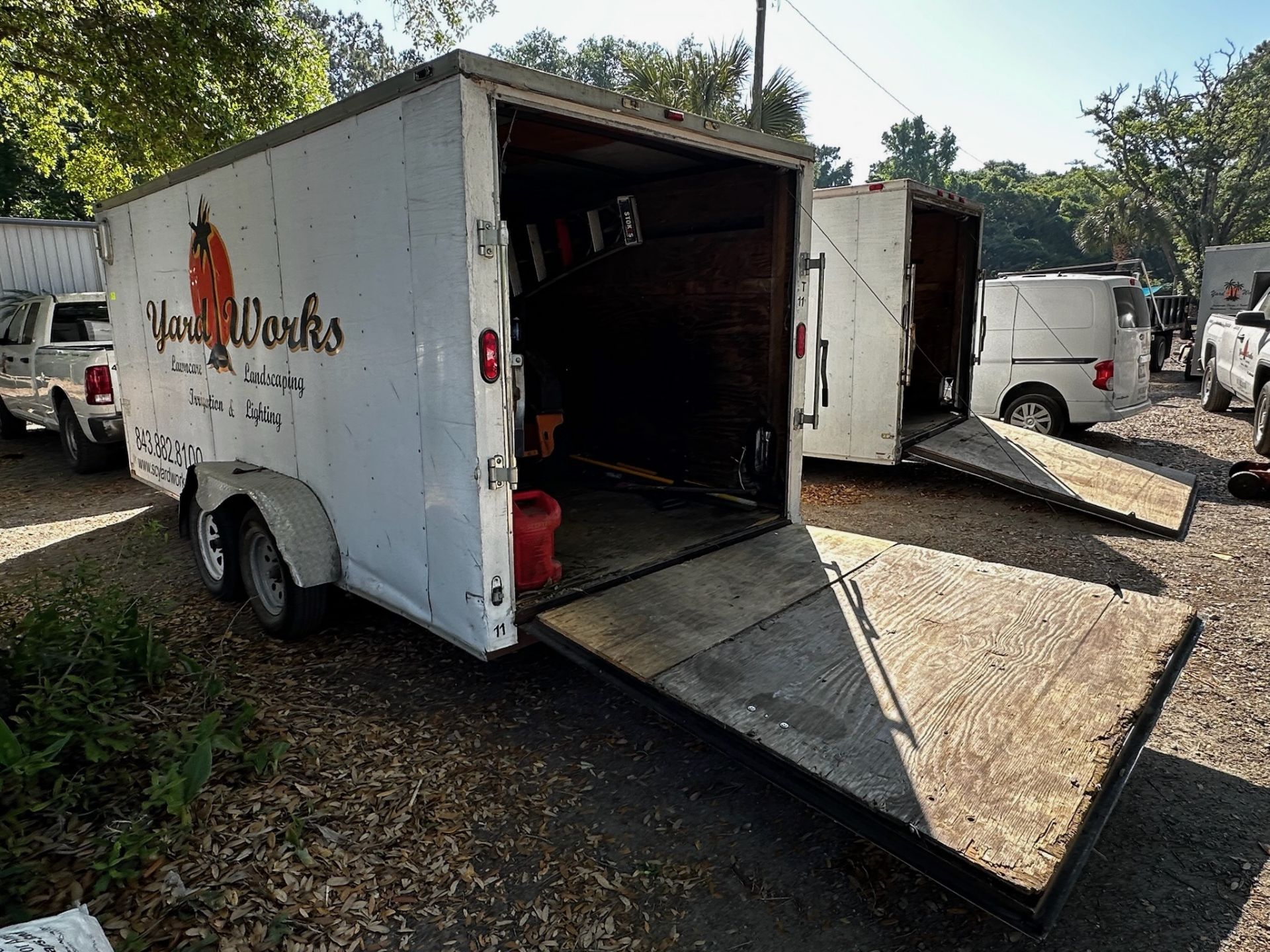 Enclosed Trailer - Image 5 of 8
