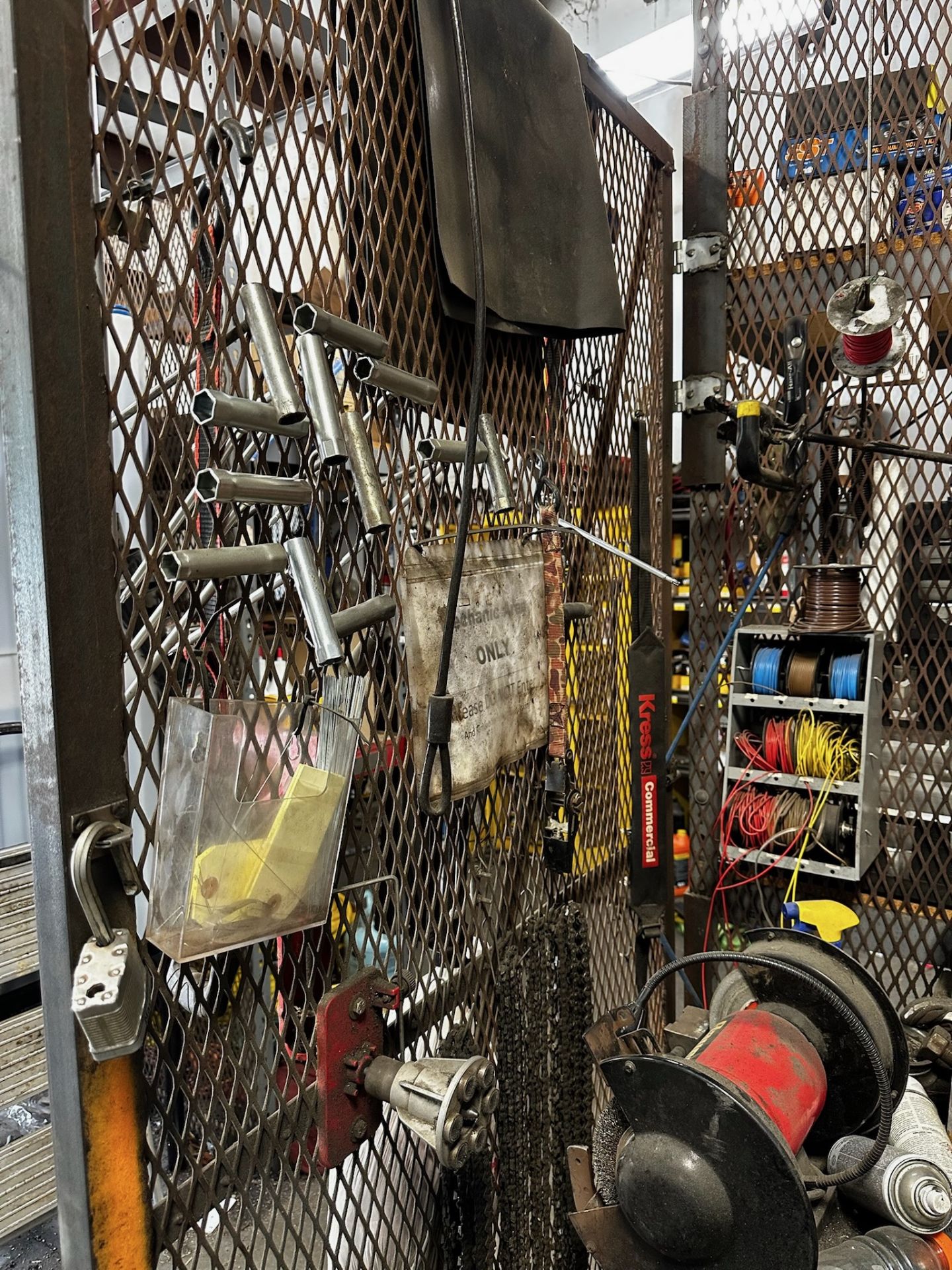 Workbench with Contents - Image 2 of 19