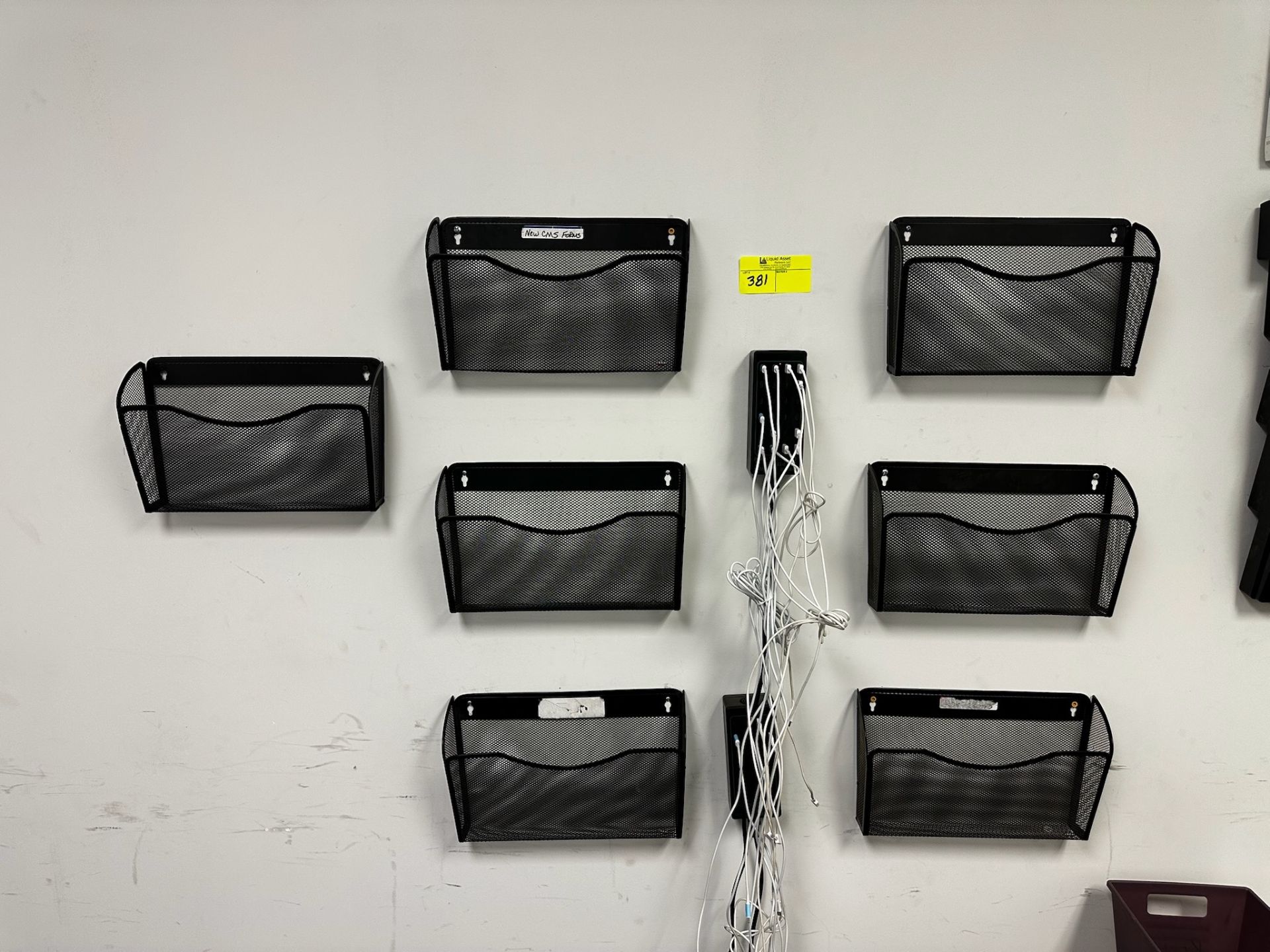 Samsung Tablet/iPad Charging Station