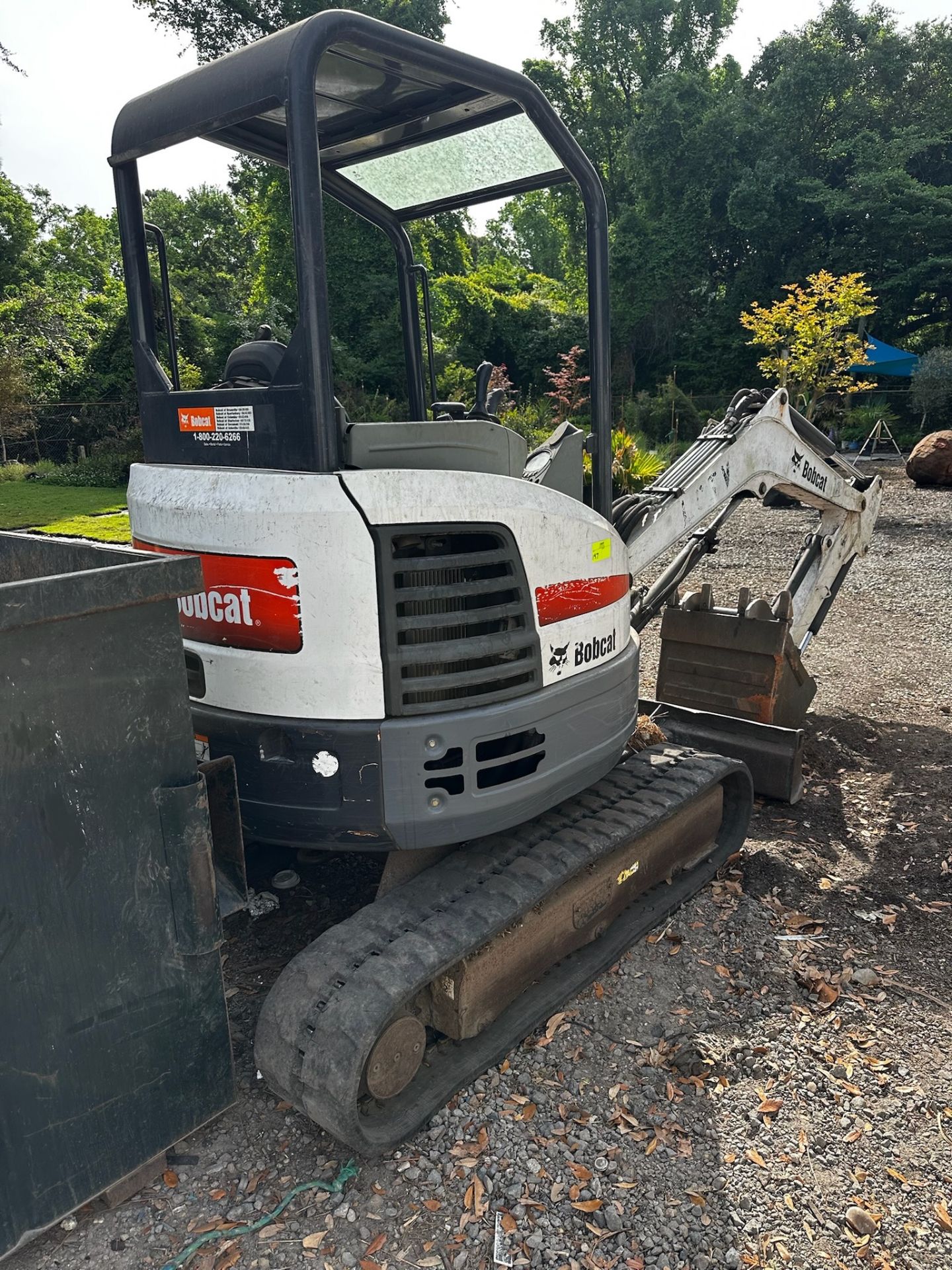 Bobcat E26 2.9-ton Mini Excavator - Image 2 of 16