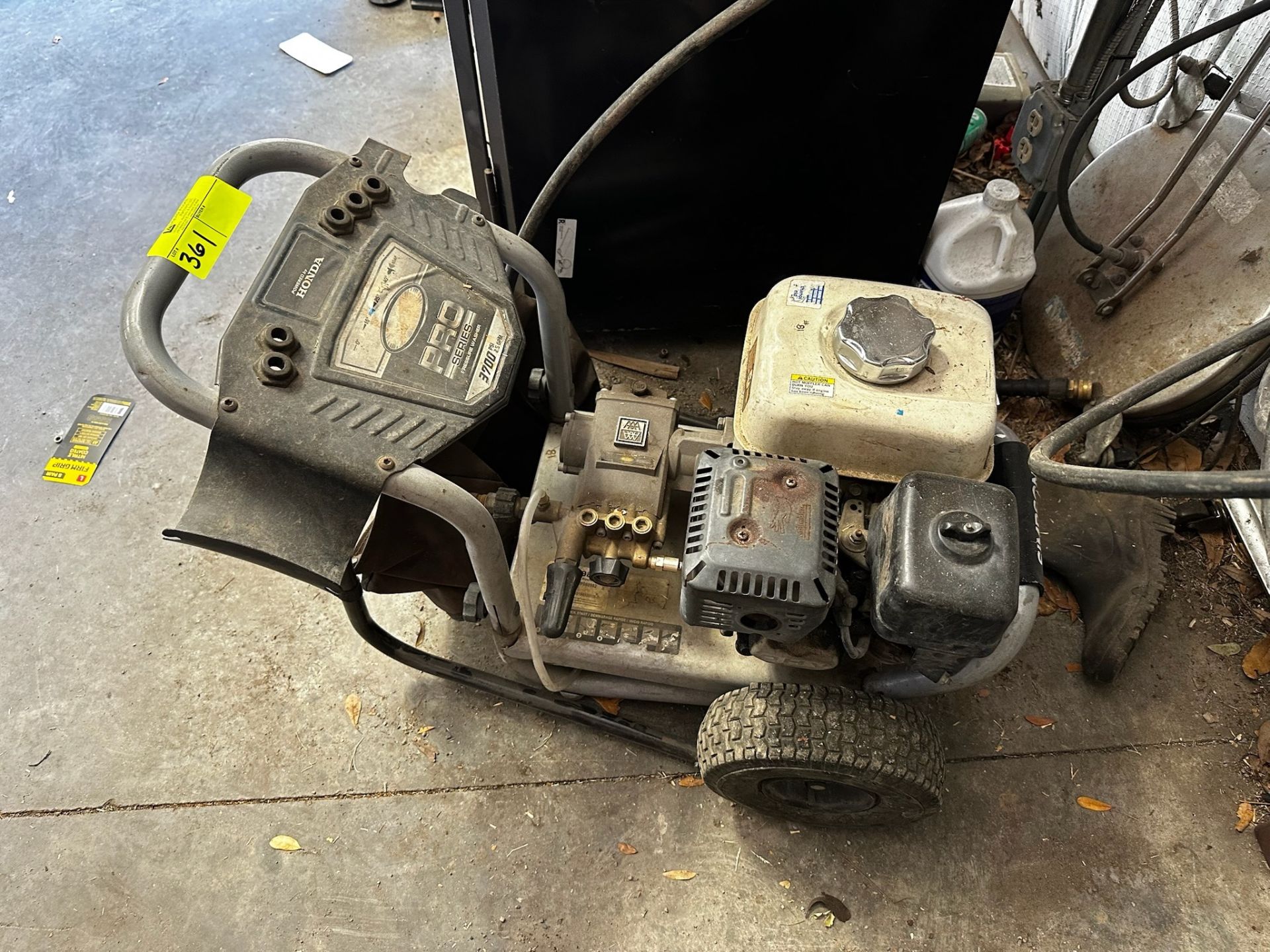Honda Pro Series 3700 PSI Pressure Washer and Hose Reel