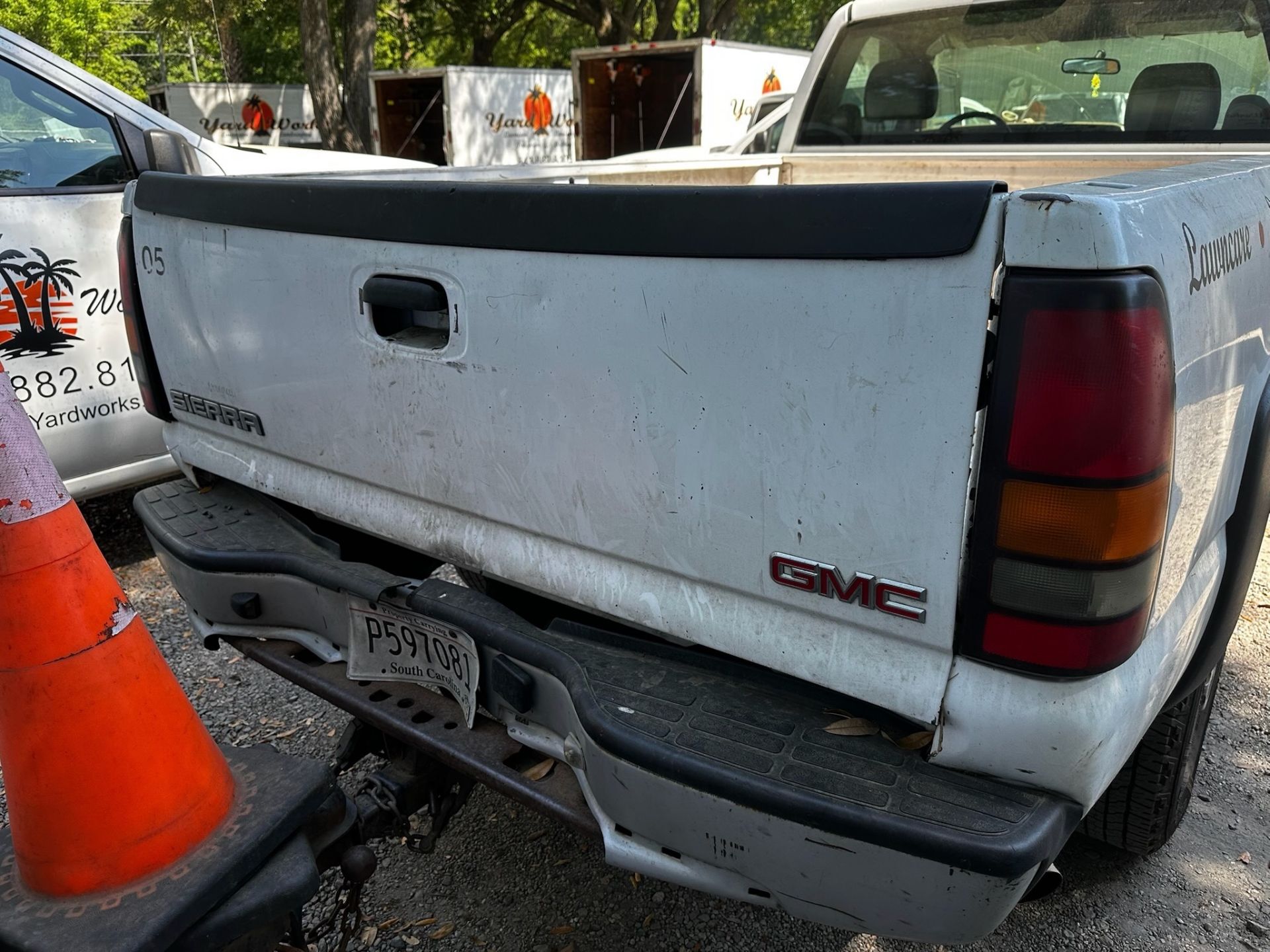 2006 GMC Sierra - Image 5 of 14