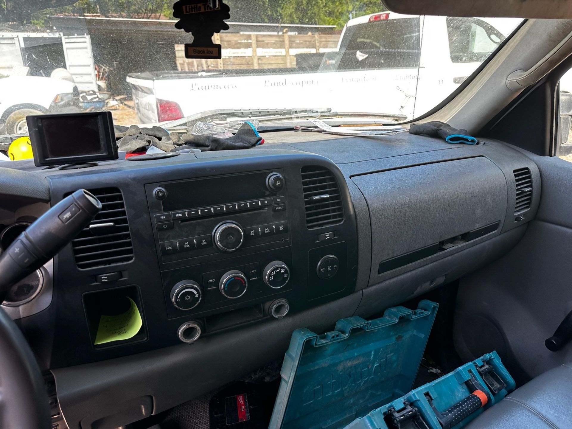 2009 GMC Sierra Dump Truck - Image 31 of 33