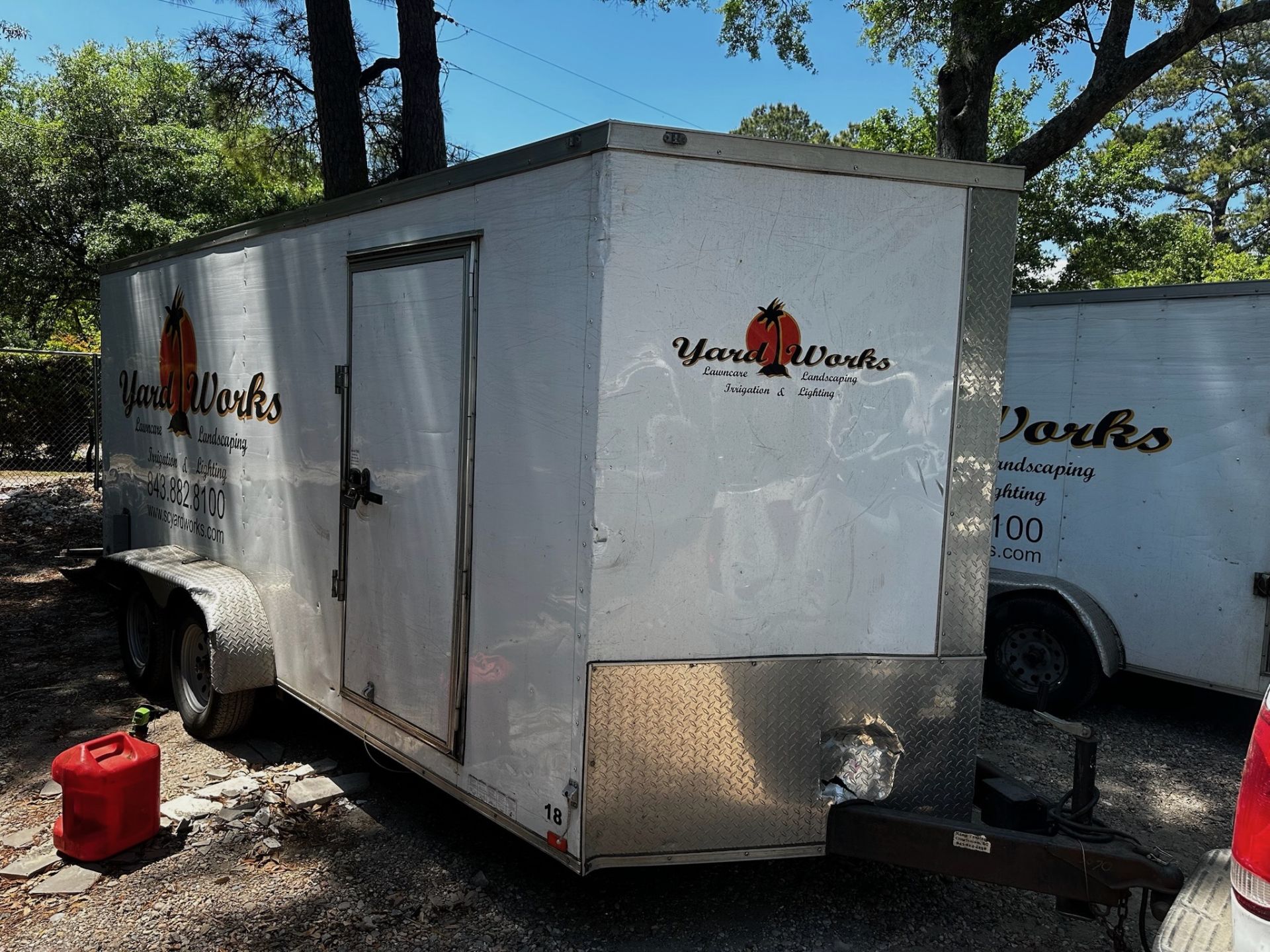 Enclosed Trailer - Image 11 of 13