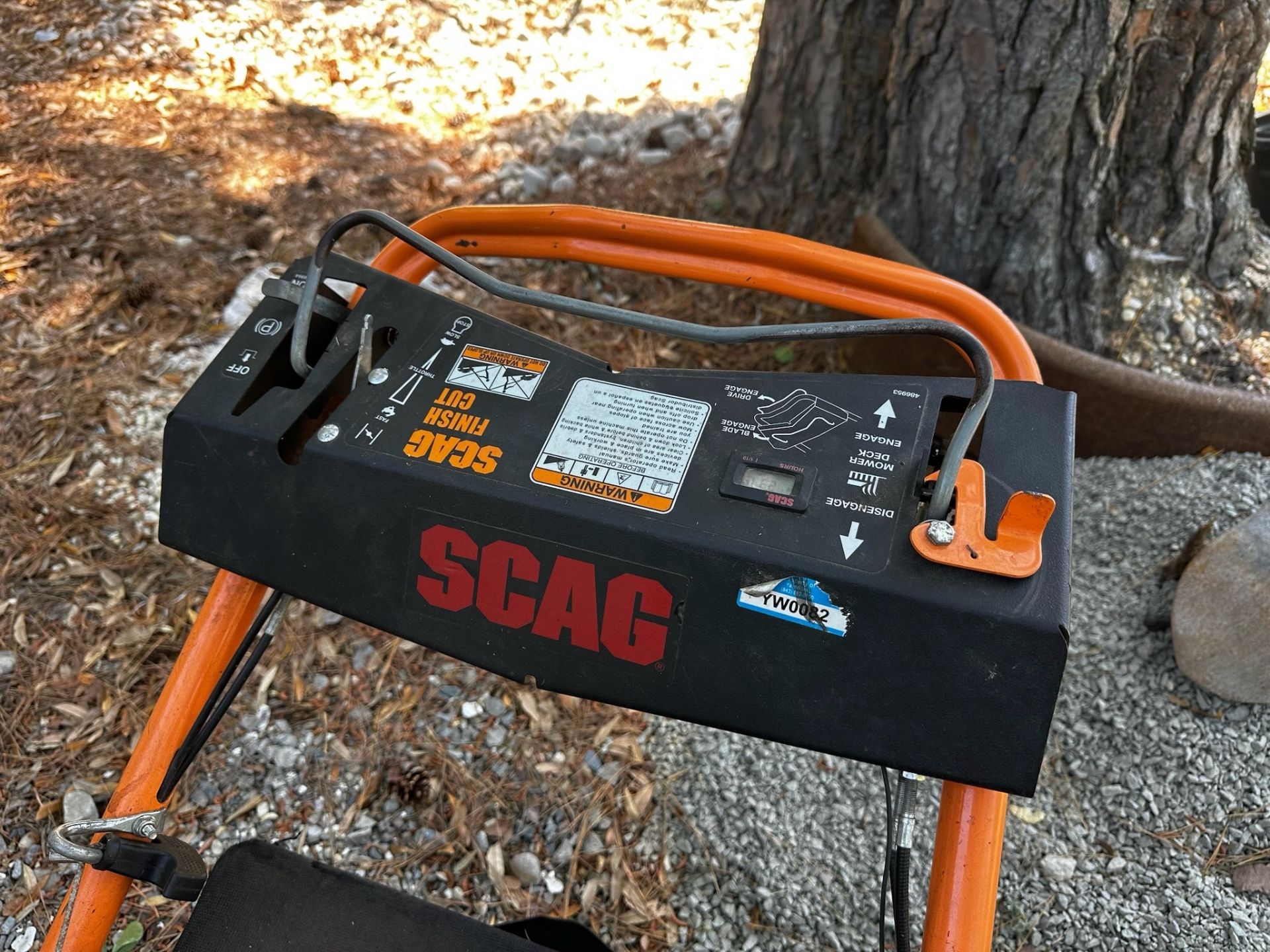 SCAG SFC 30 Walk Behind Mower - Image 6 of 8