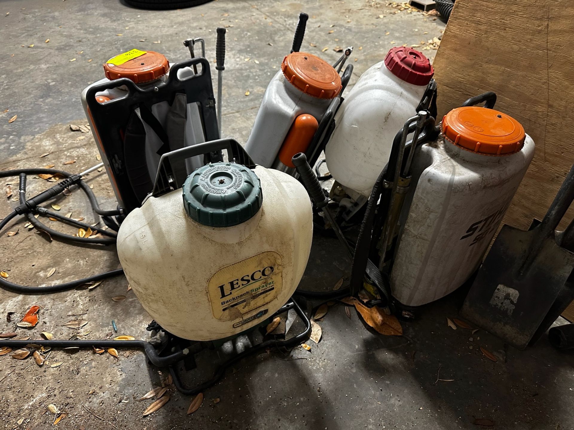 Lot of 5 Backpack Sprayer, Unknow Operational Condition - Image 3 of 3
