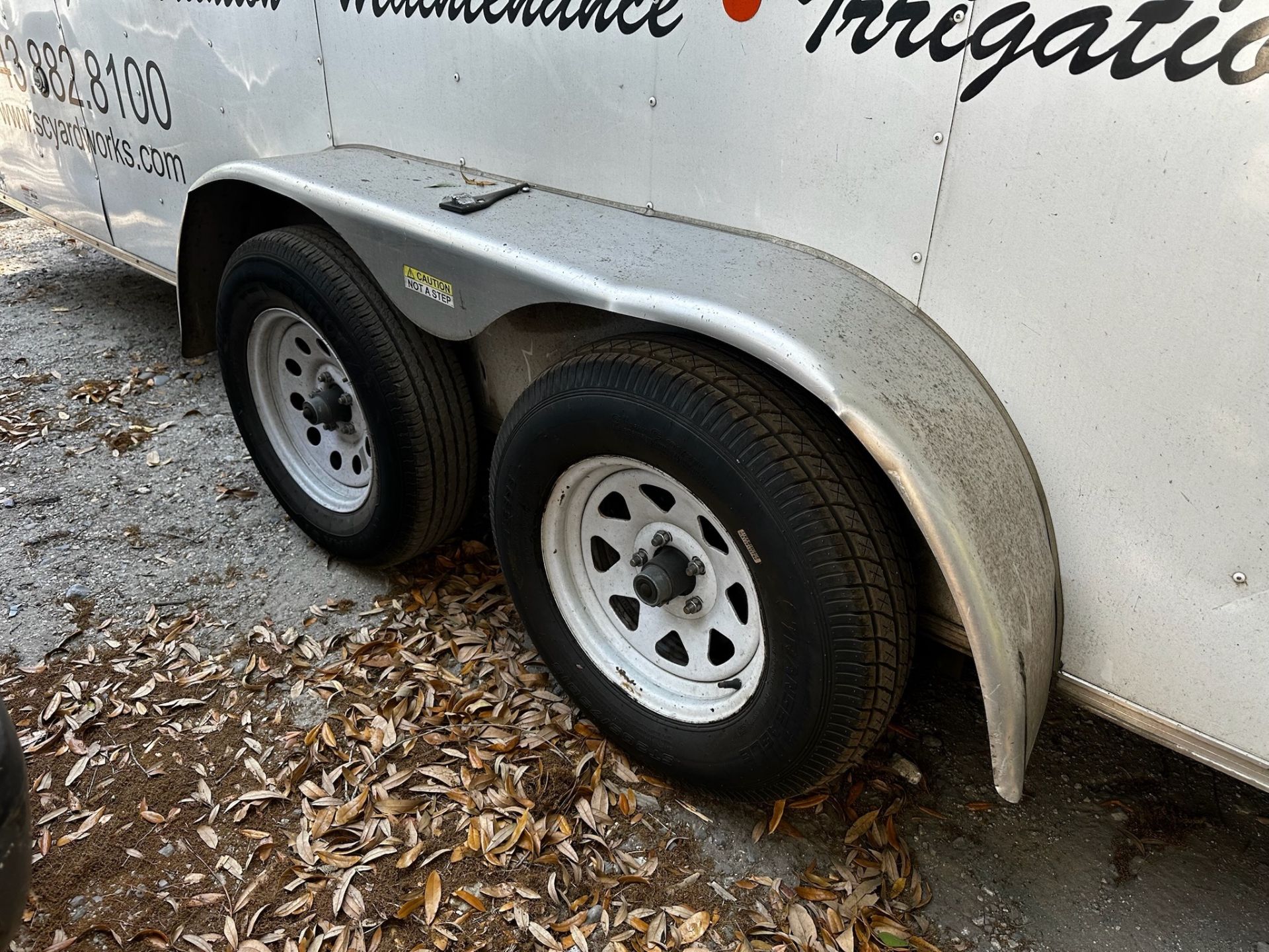Enclosed Trailer - Image 5 of 12