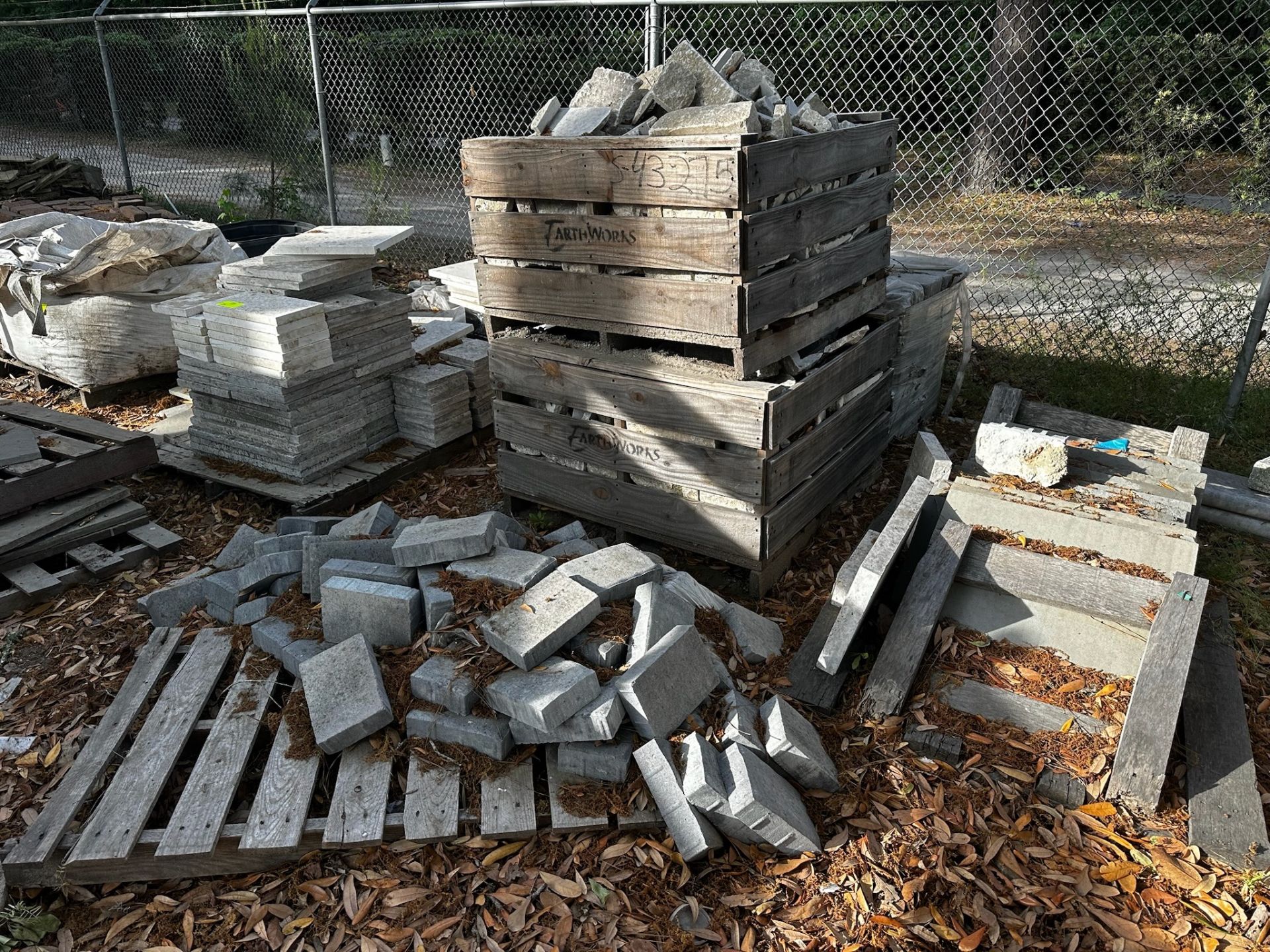 Bulk Traverstine and Concrete Pavers - Image 8 of 8