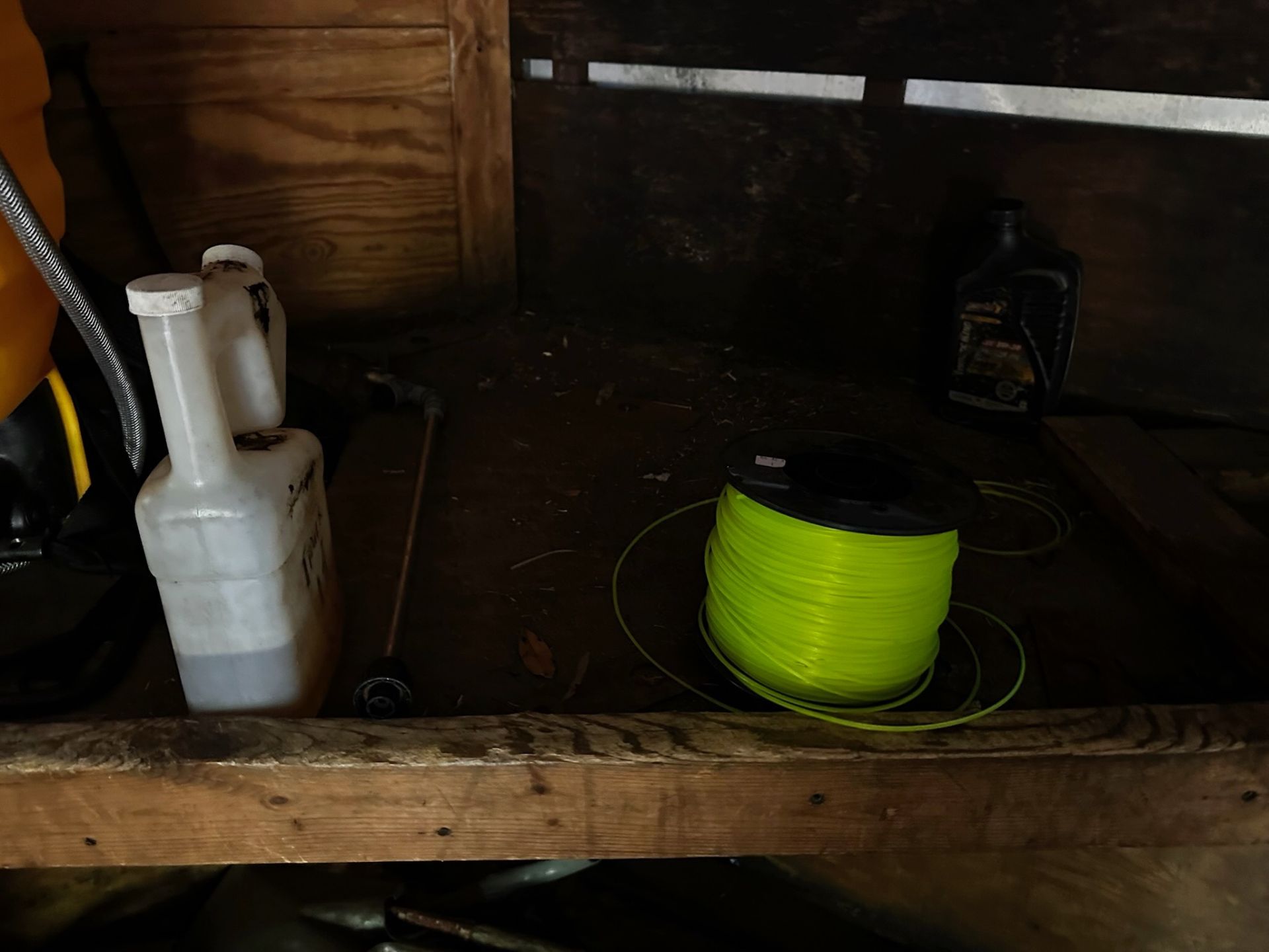 Contents of Trailer - Image 7 of 12