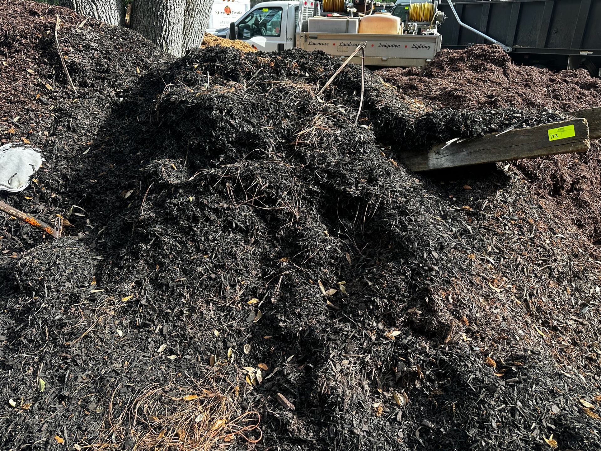 Bulk Mulch - Image 2 of 8