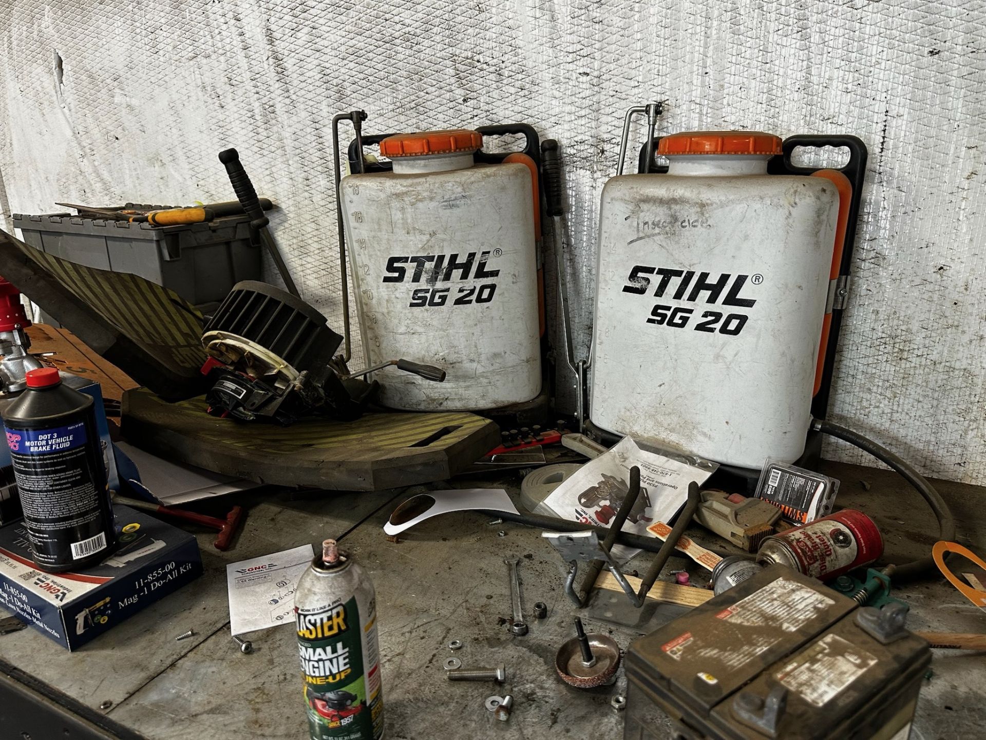 Workbench and Conents - Image 5 of 9