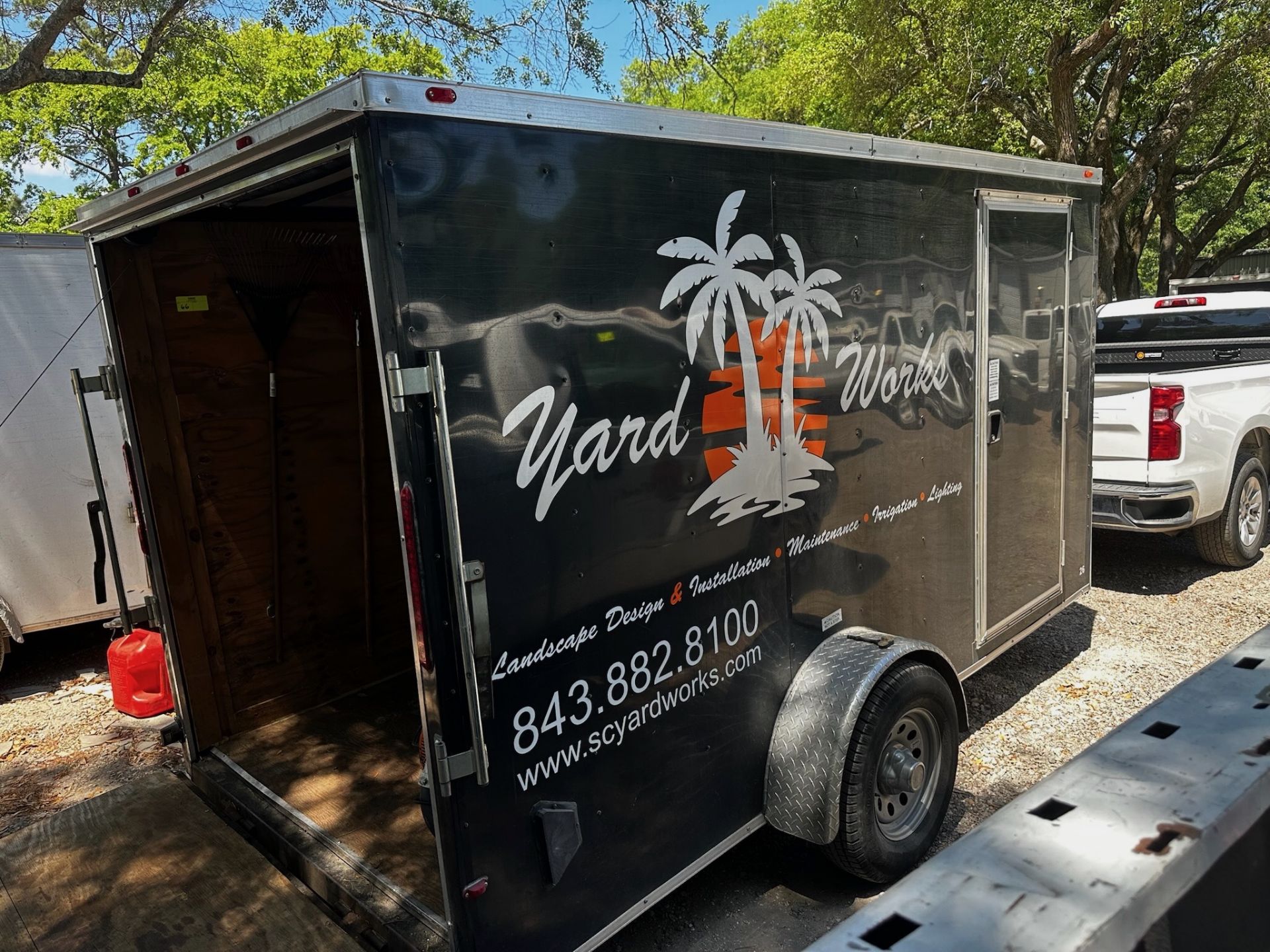 Enclosed Trailer - Image 9 of 12