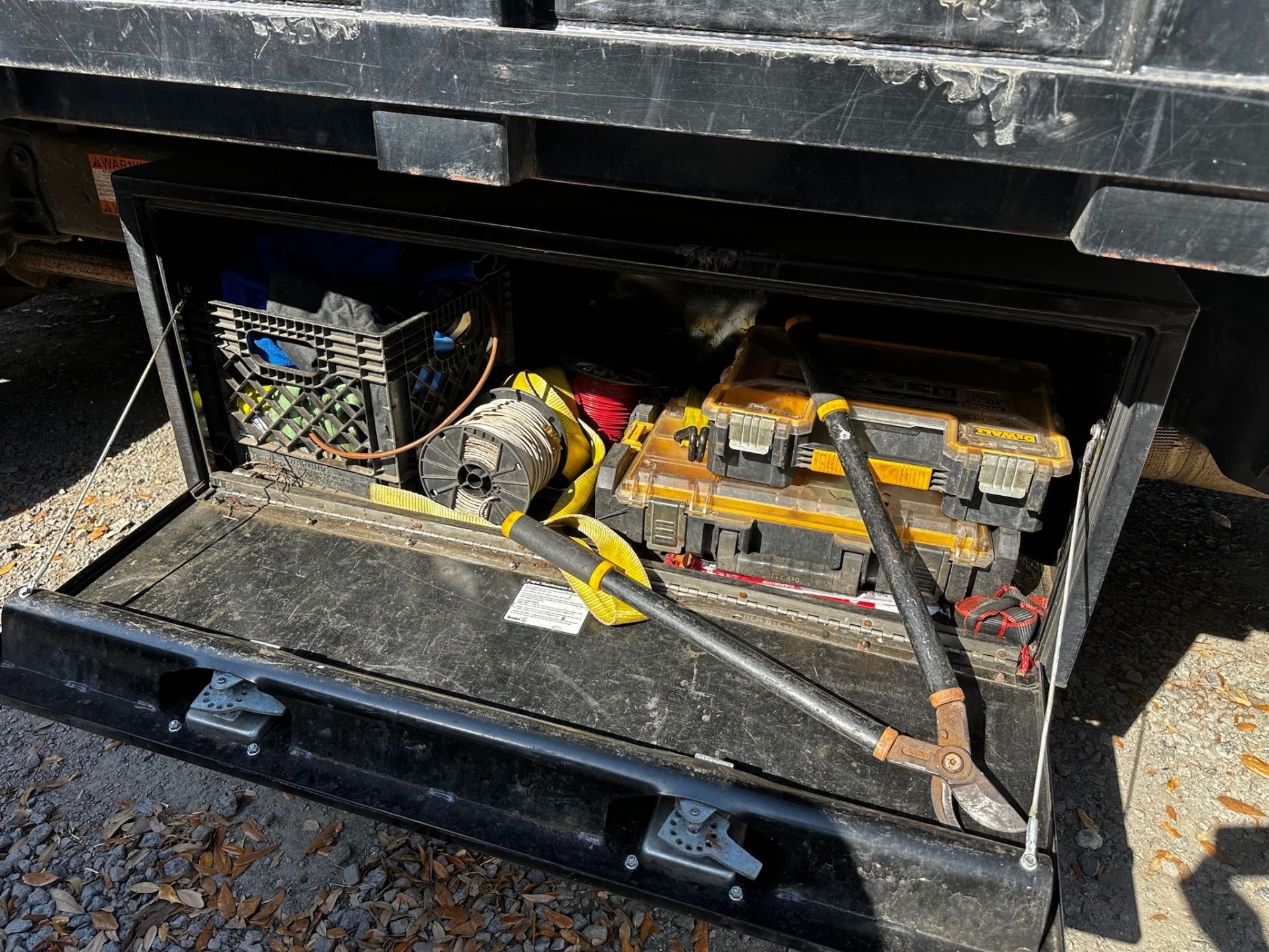 2022 Ford F550 Dump Truck - Image 5 of 20
