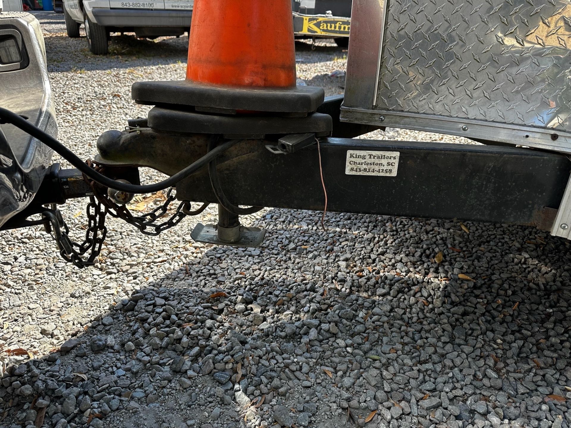 Enclosed Trailer - Image 2 of 10