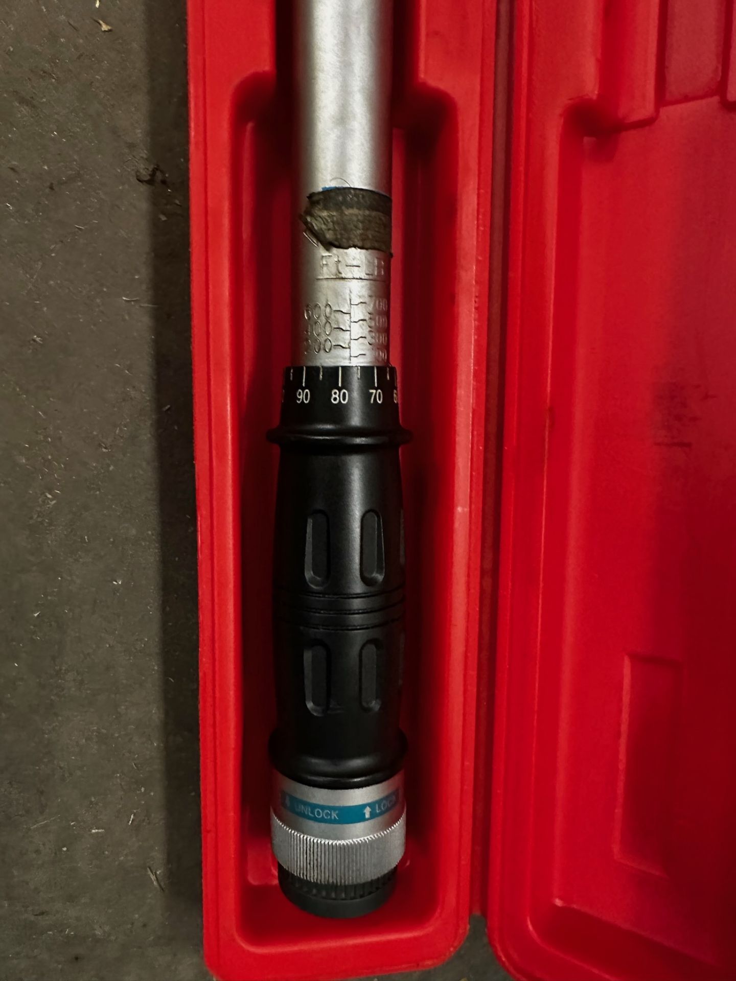Neiko Pro Torque Wrench, 48" up to 700 ft-lbs - Image 4 of 4