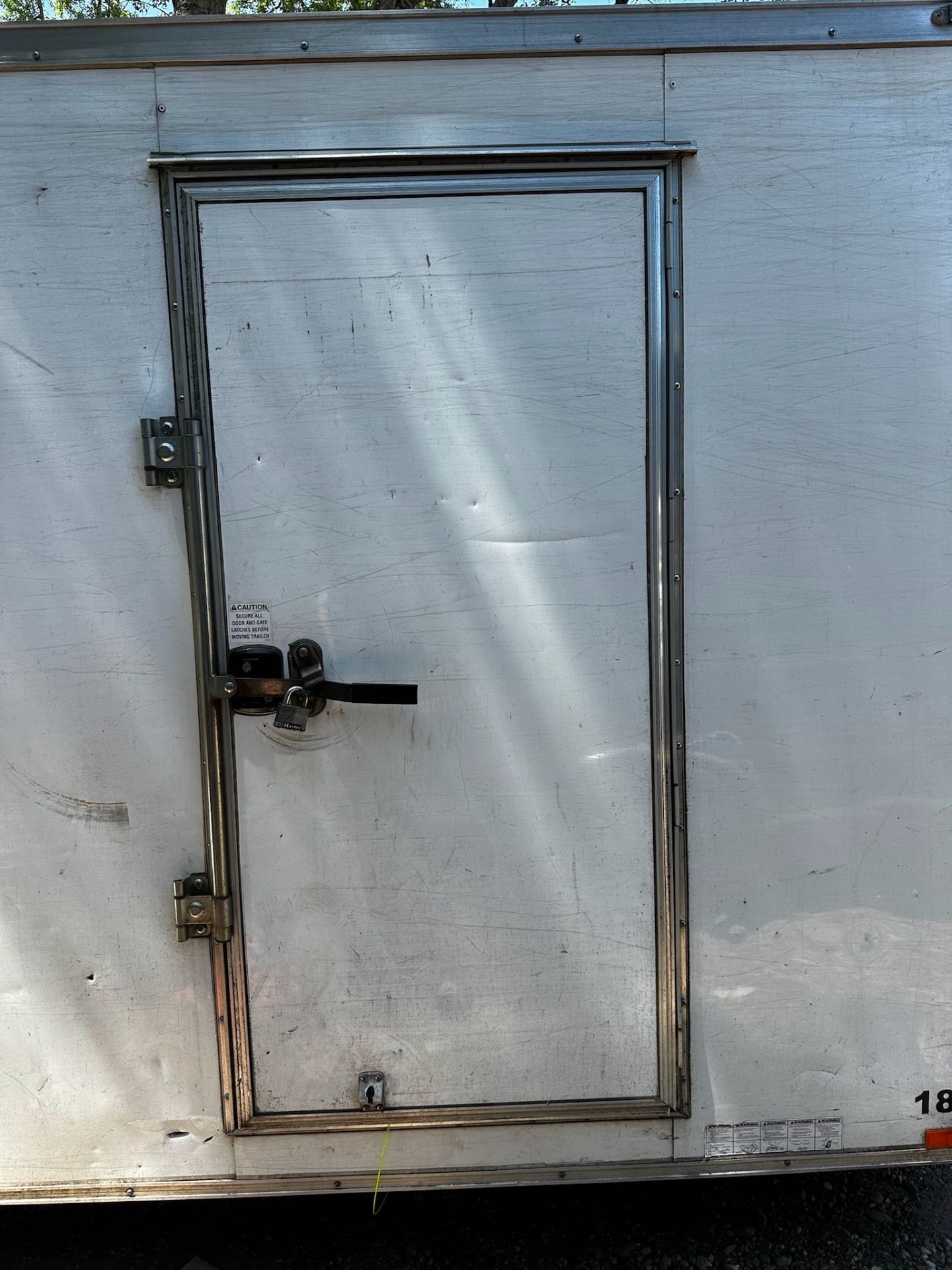Enclosed Trailer - Image 10 of 13