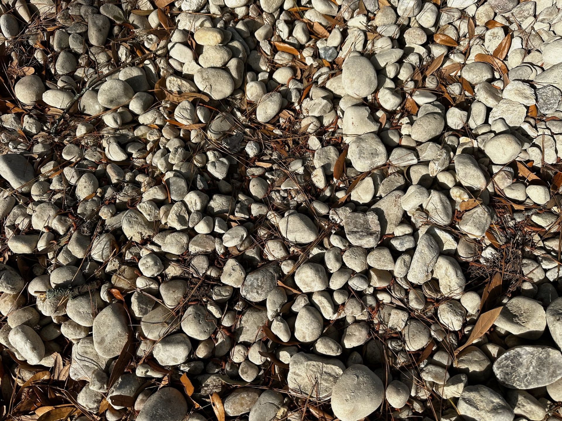 River Rock and Base Material - Image 2 of 7