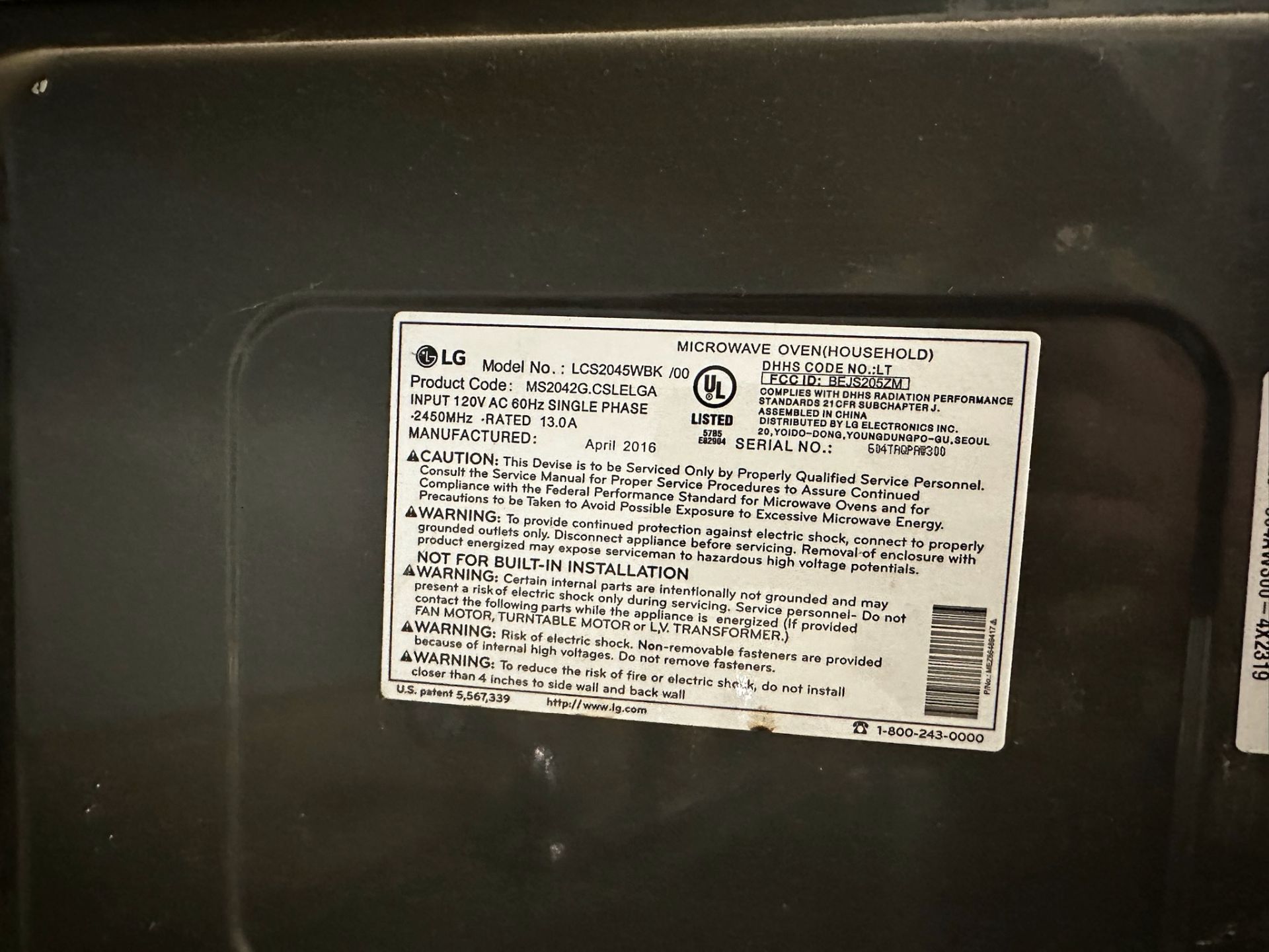 LG Microwave - Image 3 of 3
